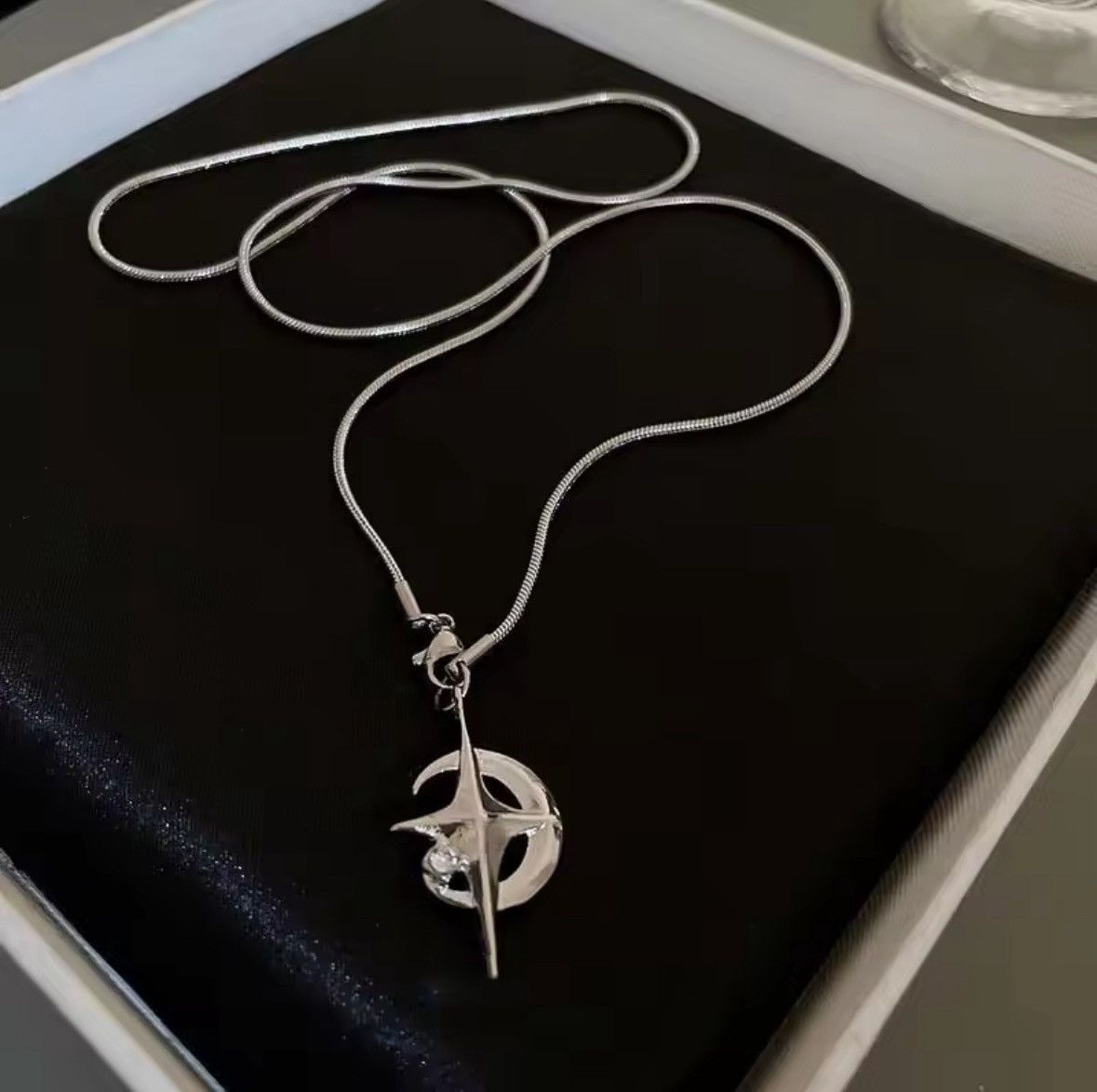 Other Fashion Shine Crystal Star Star Pendants Necklace Size ONE SIZE - 3 Thumbnail