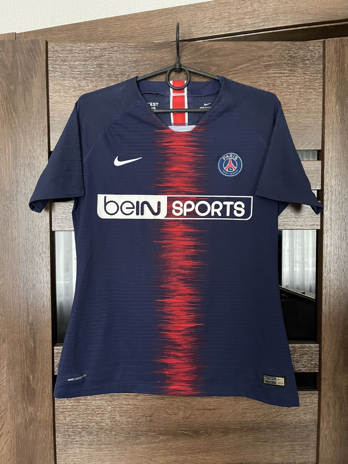 Nike 2018/2019 Nike Paris Saint Germain PSG Match Issue Jersey Size US M / EU 48-50 / 2 - 2 Thumbnail