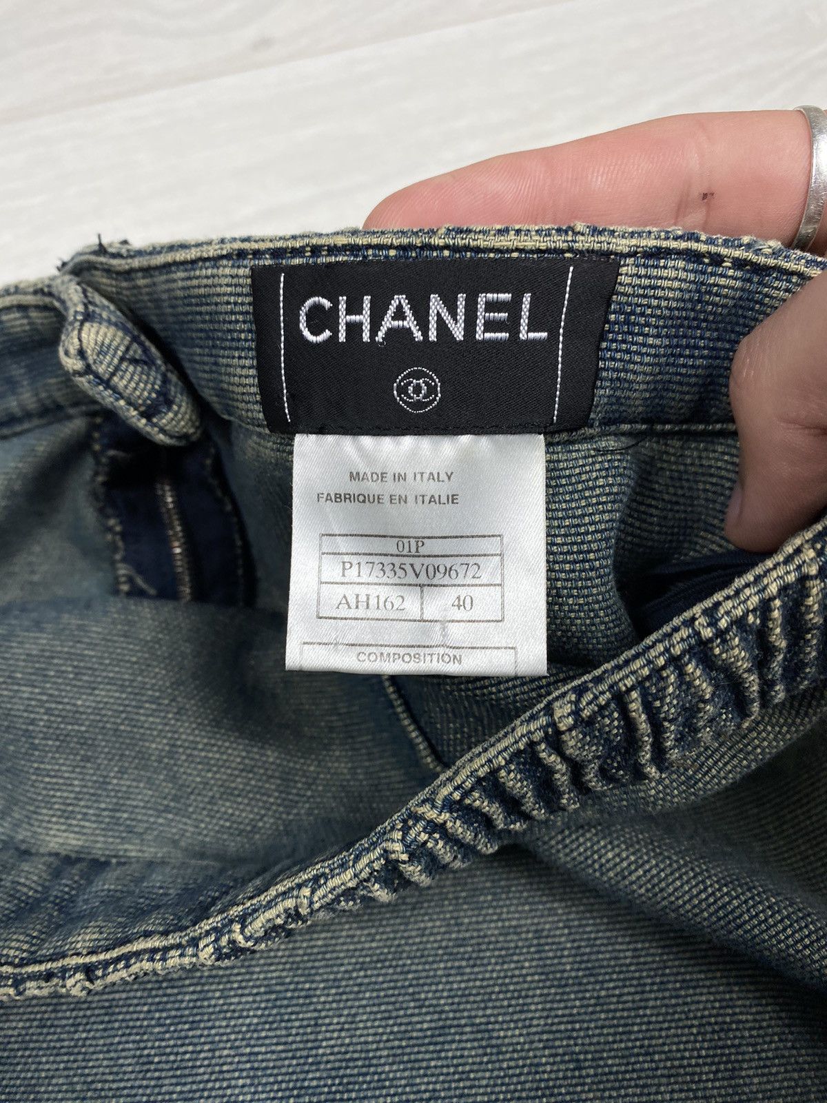 Chanel × Vintage Rare 2001 Chanel Suit Size S / US 4 / IT 40 - 19 Thumbnail