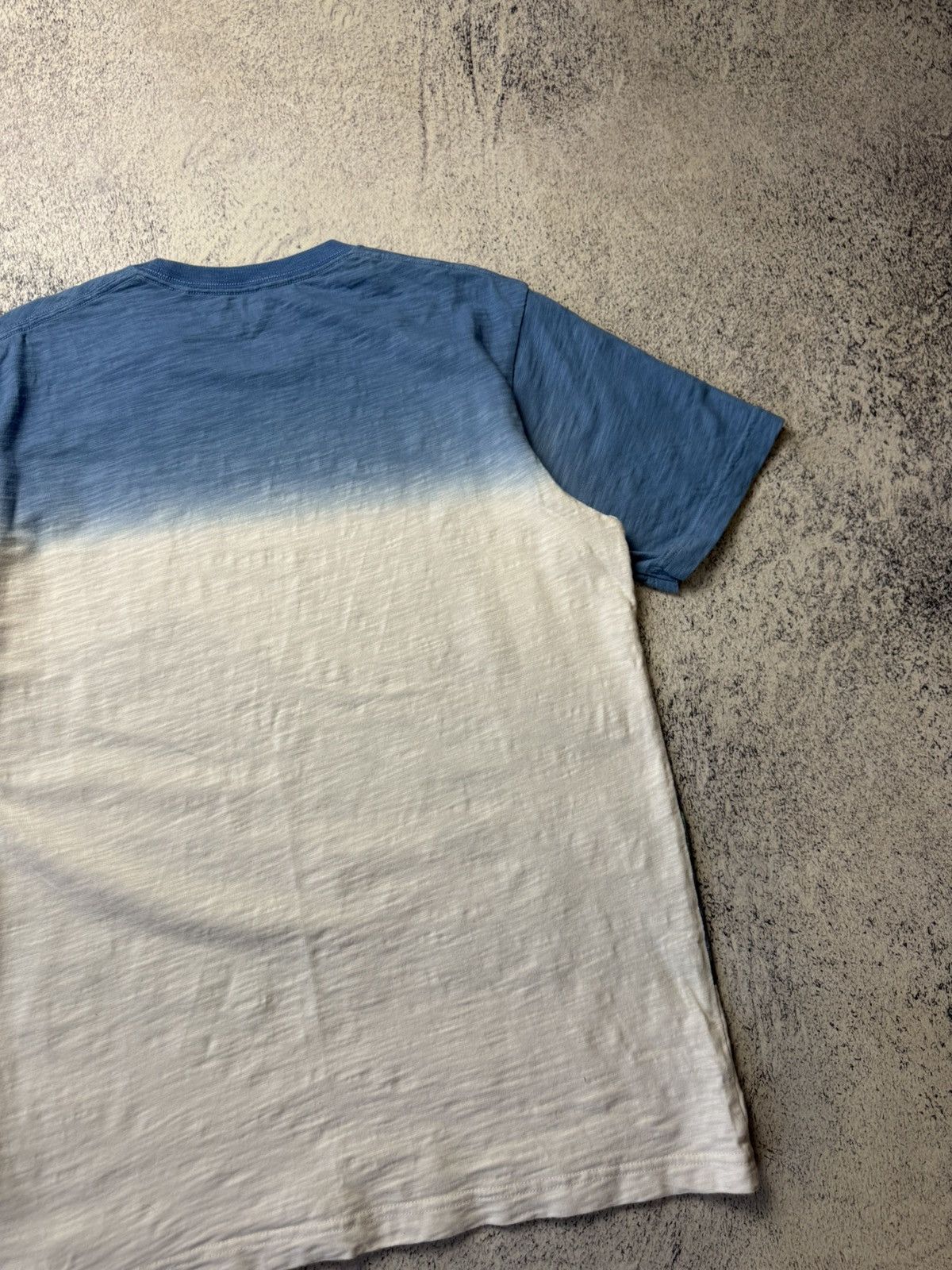 Uniqlo Mens T Shirt Uniqlo Hokusai Blue Pop Art Tee Size L Size US L / EU 52-54 / 3 - 24 Thumbnail