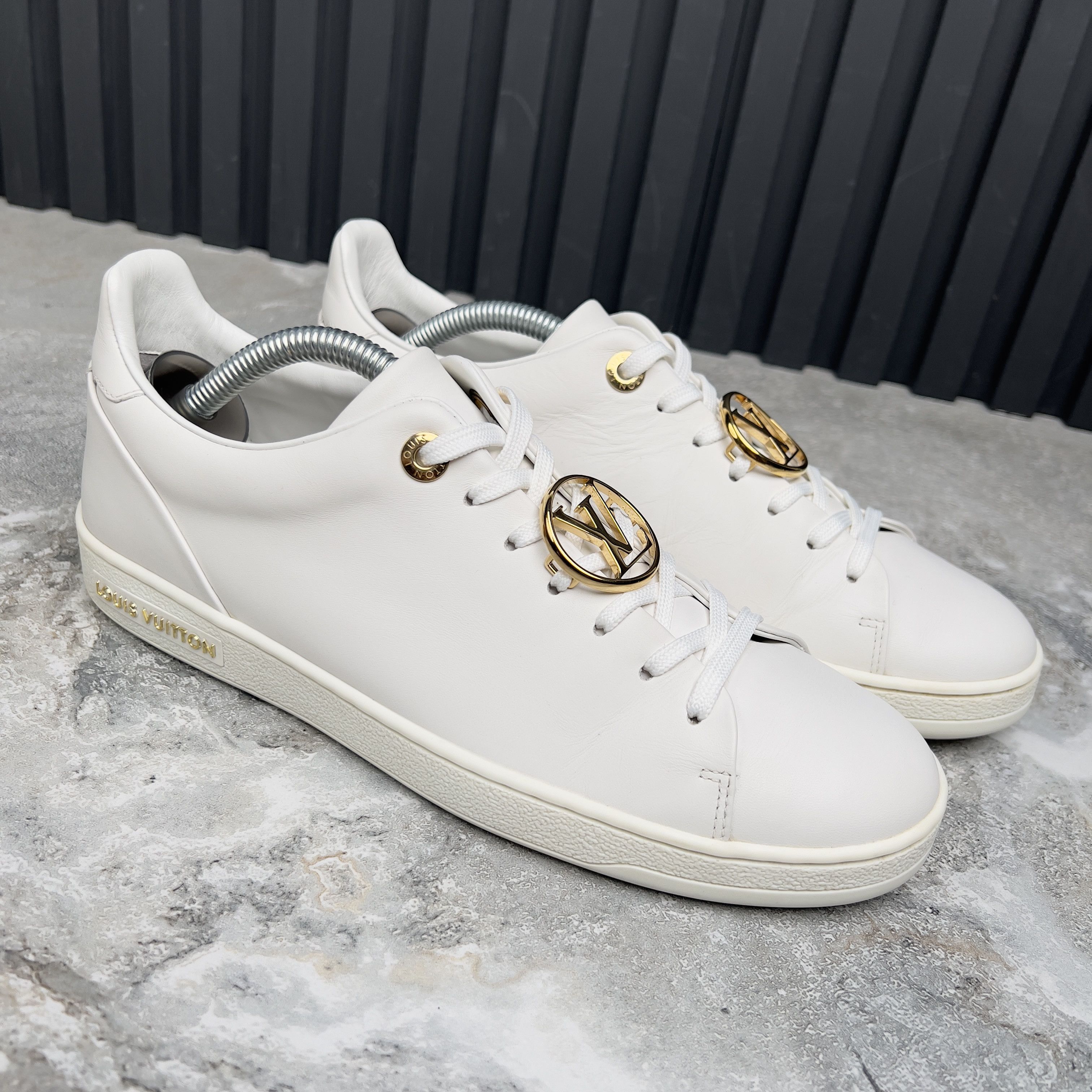 Louis Vuitton Louis Vuitton Frontrow Logo Low Top Sneakers Leather Size US 7.5 / IT 37.5 - 3 Thumbnail