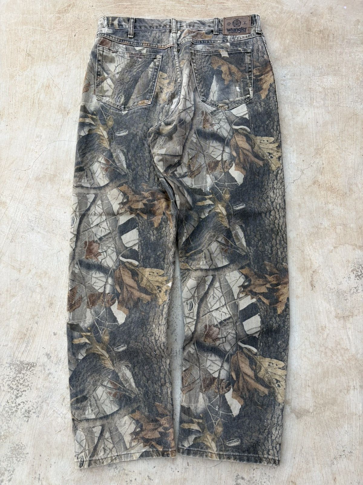 Carhartt Vintage 2000s Wrangler Realtree Camo Pants Size US 36 / EU 52 - 1 Thumbnail