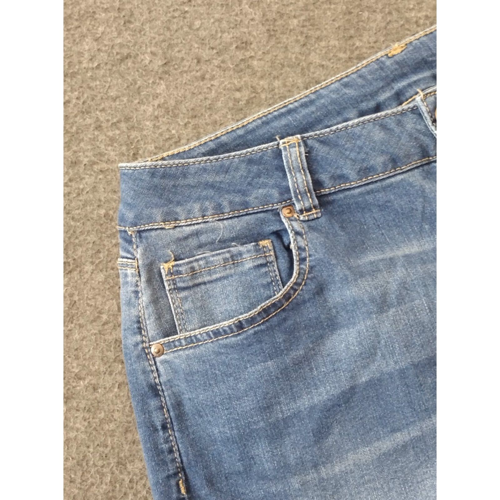 Vintage Unbranded Cuffed Jeans Shorts Women 4 Blue Denim 4-inch Inseam Relaxed Fit Casual Spring Summer Cotton Spandex 5-Pocket Solid Button Vintage: No Size 27" / US 4 / IT 40 - 6 Thumbnail
