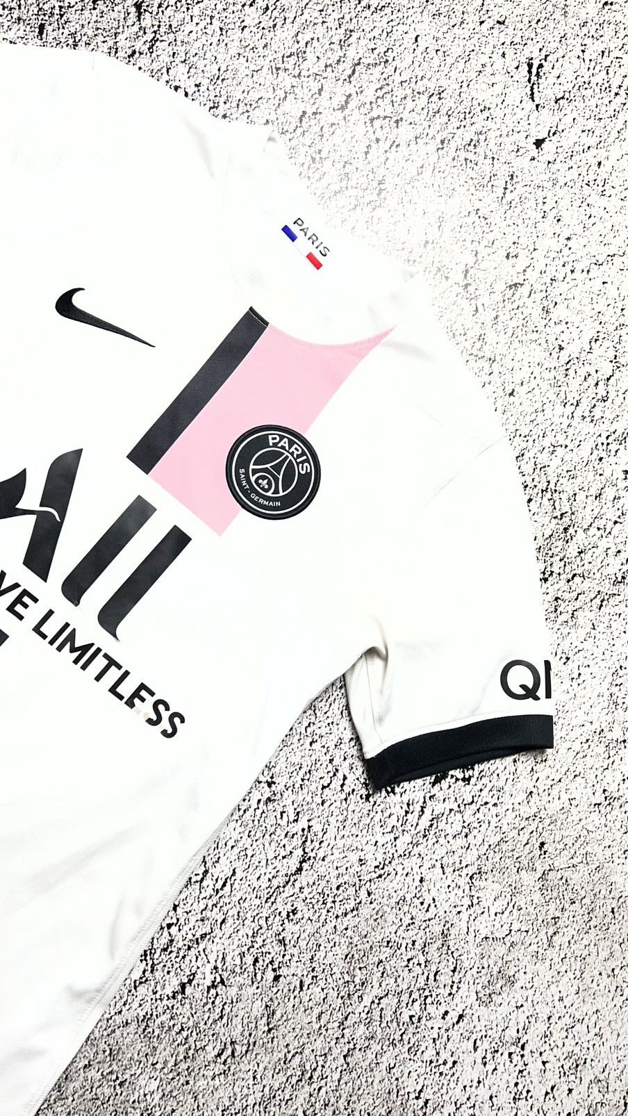 Nike 2021-2022 Lionel Messi PSG Paris Saint Germain nike jersey Size US S / EU 44-46 / 1 - 3 Thumbnail