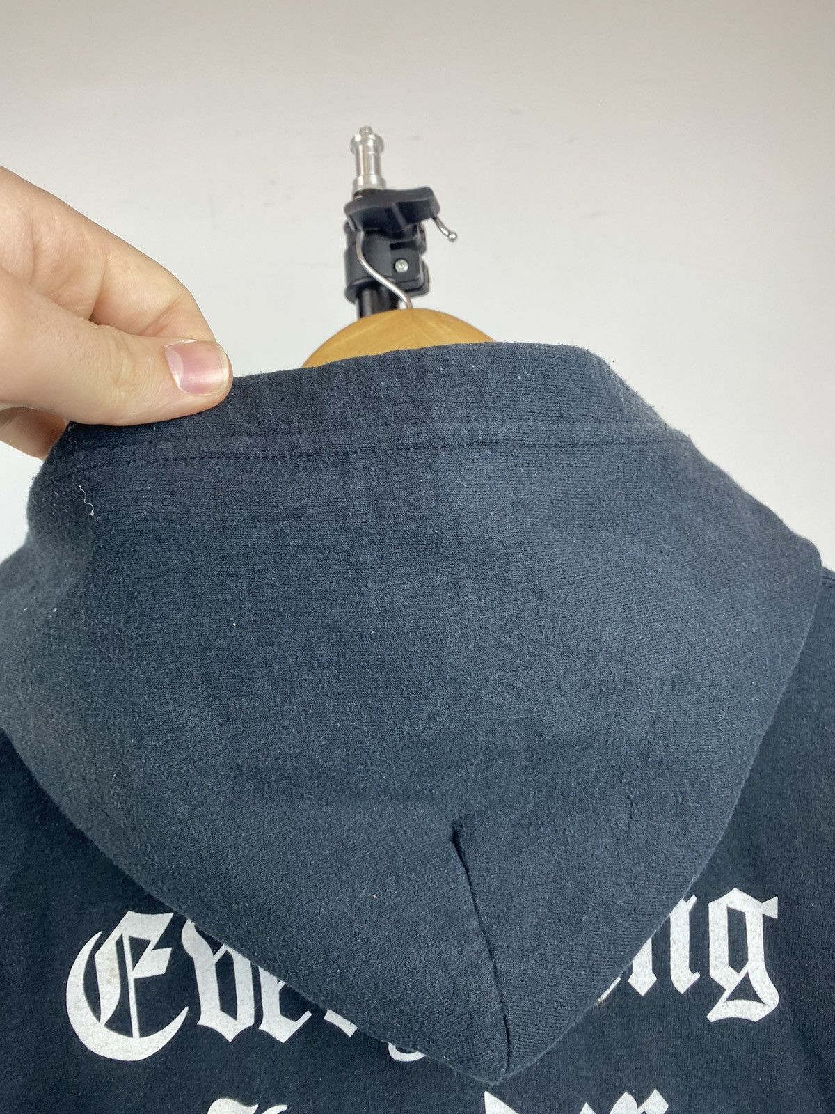 Gildan 00s Motorhead band opium punk distressed sun faded hoodie Size US M / EU 48-50 / 2 - 14 Thumbnail
