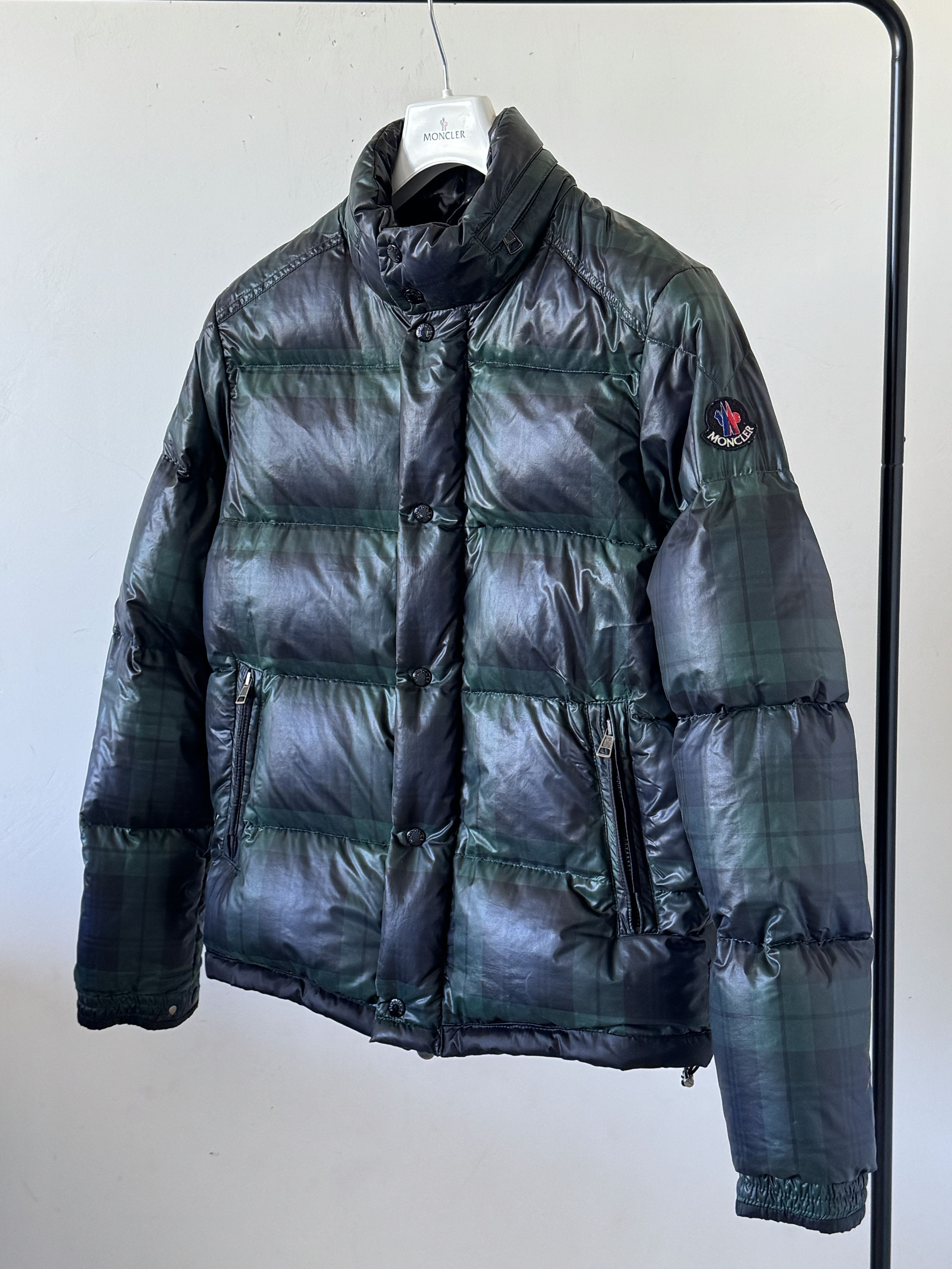 Moncler Moncler Combloux puffer jacket Size US XL / EU 56 / 4 - 2 Thumbnail