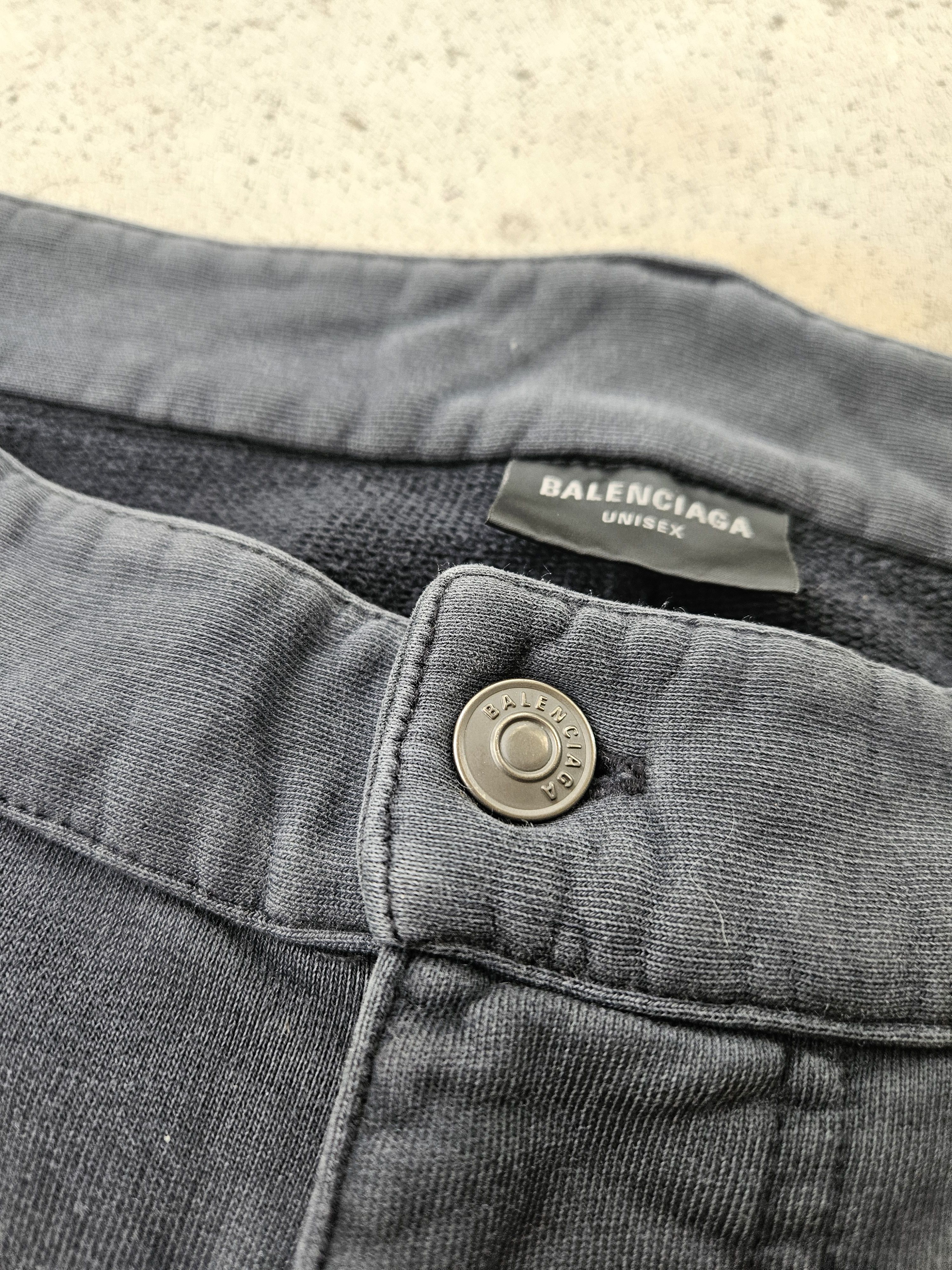 Balenciaga FW22 Gray Trompe-l'œil Denim Print Sweatpants Size US 40 / EU 56 - 7 Thumbnail