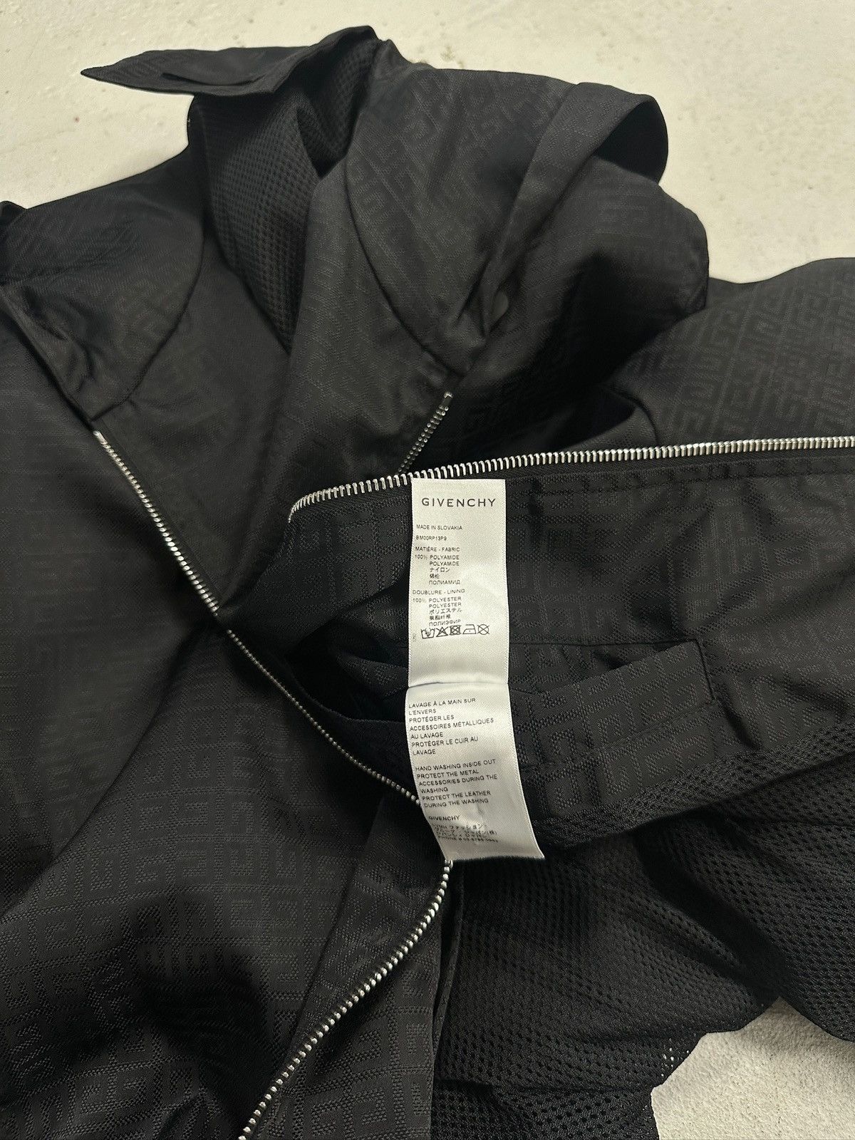 Givenchy Givenchy GG Monogram Windbreaker Jacket Black Size US M / EU 48-50 / 2 - 11 Thumbnail