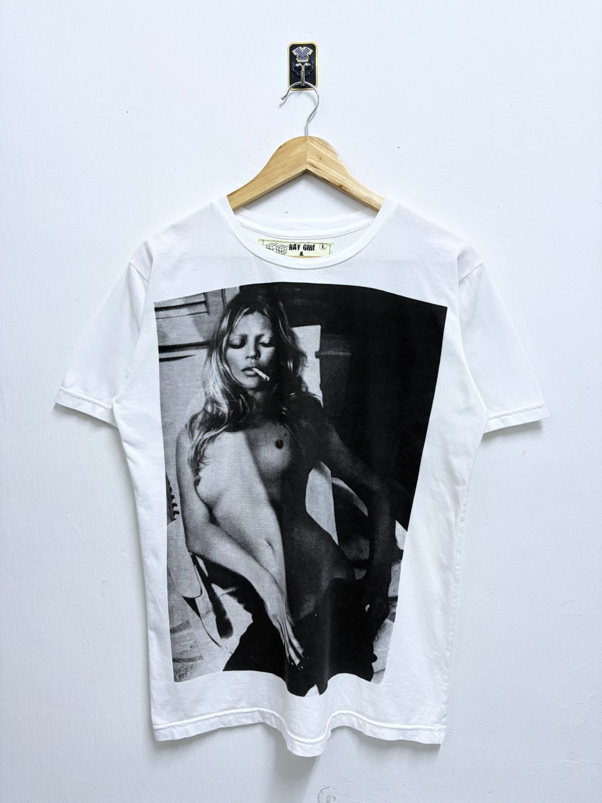 Seditionaries 2000's Ray Girl - Kate Moss Playboy Magazine Naked T-Shirt Size US M / EU 48-50 / 2 - 1 Thumbnail
