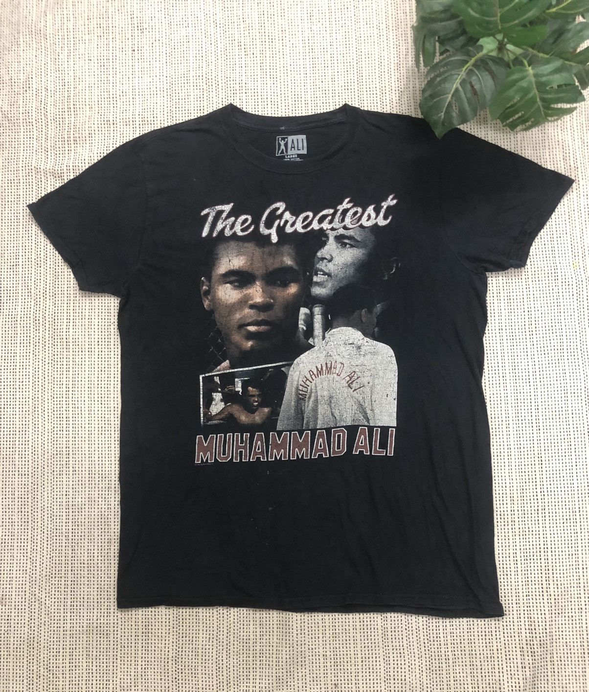 Vintage Vintage y2k Muhammad Ali Goat Tee Size US L / EU 52-54 / 3 - 2 Thumbnail