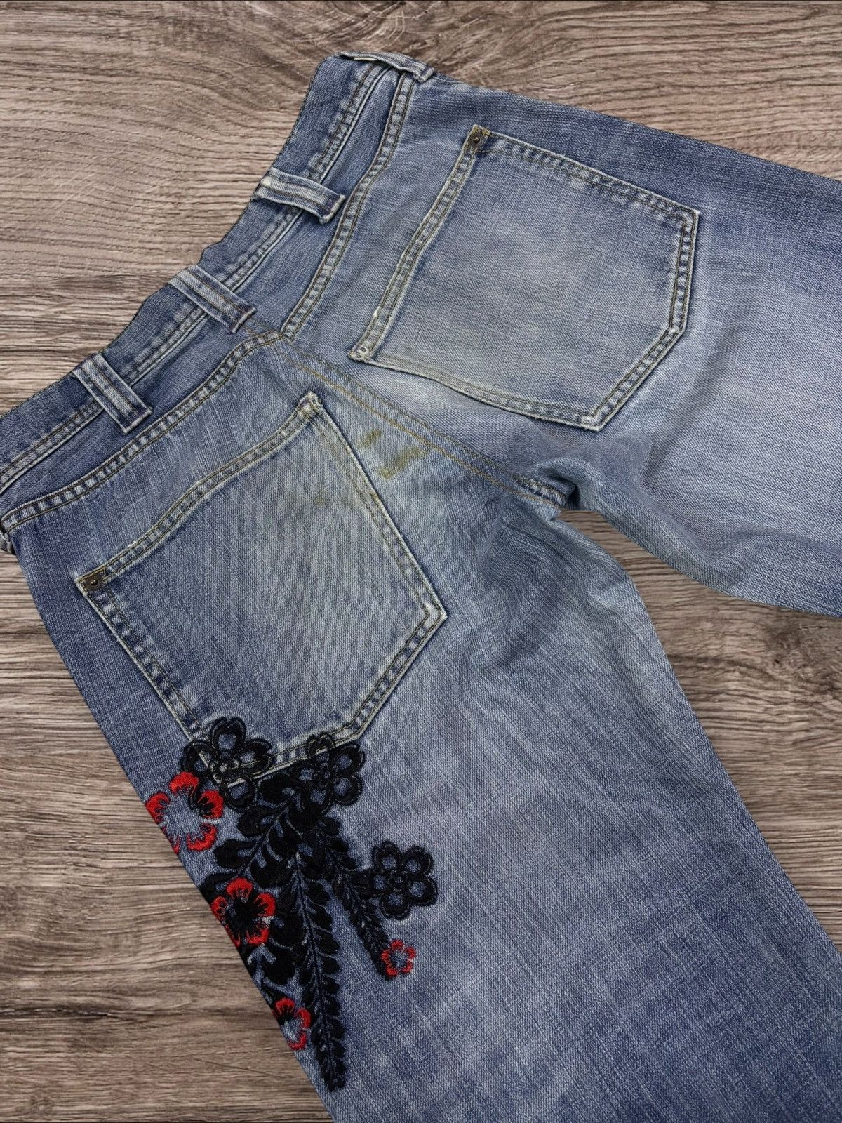 Takeo Kikuchi Y2k Takeo Kikuchi Japan Florish Embroidery Jeans Size 30" / US 8 / IT 44 - 7 Thumbnail