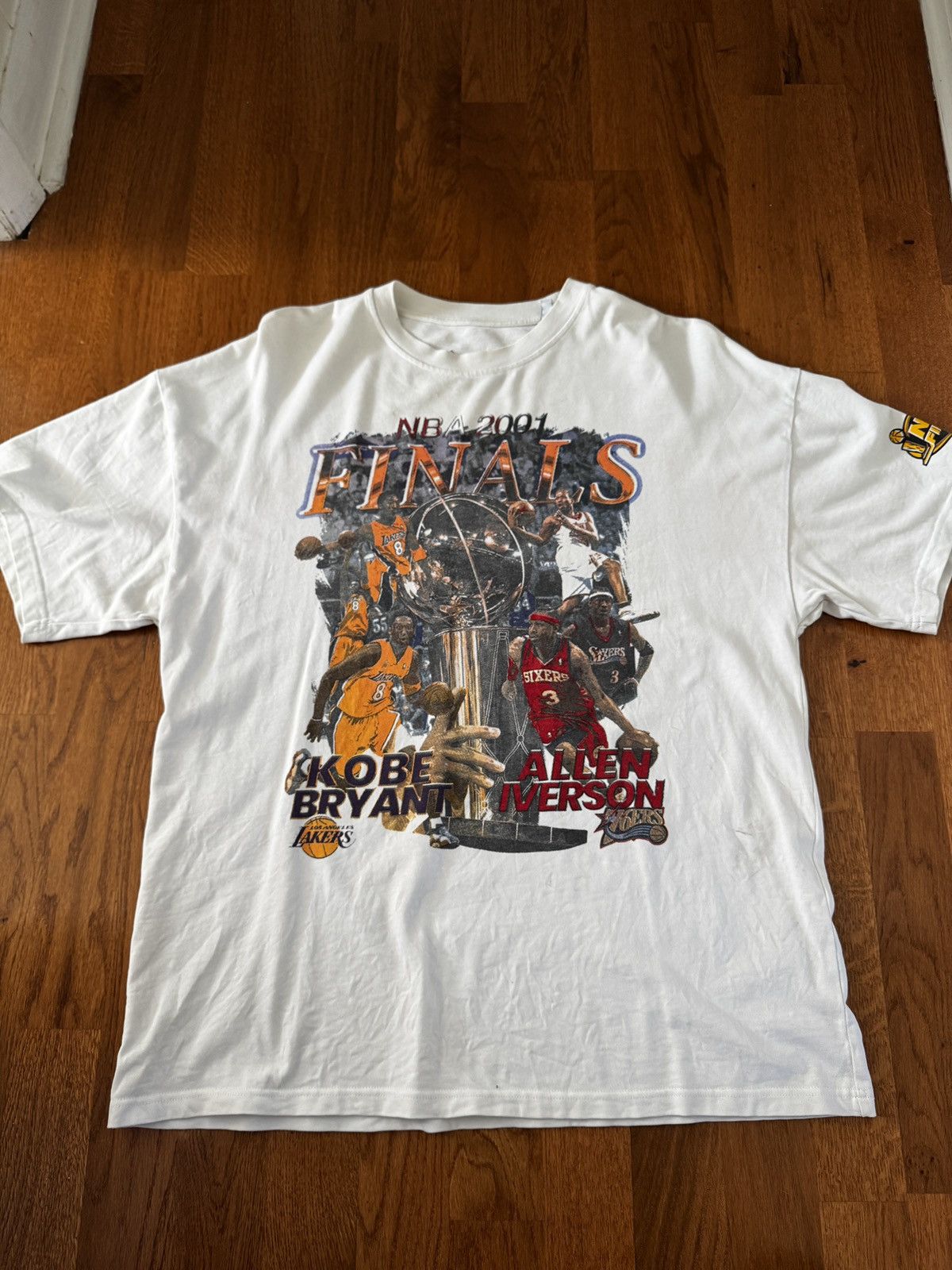 Sergio Calabasas Sergio Calabasas NBA 2001 Finals Kobe Bryant Shirt Medium Size US M / EU 48-50 / 2 - 1 Thumbnail