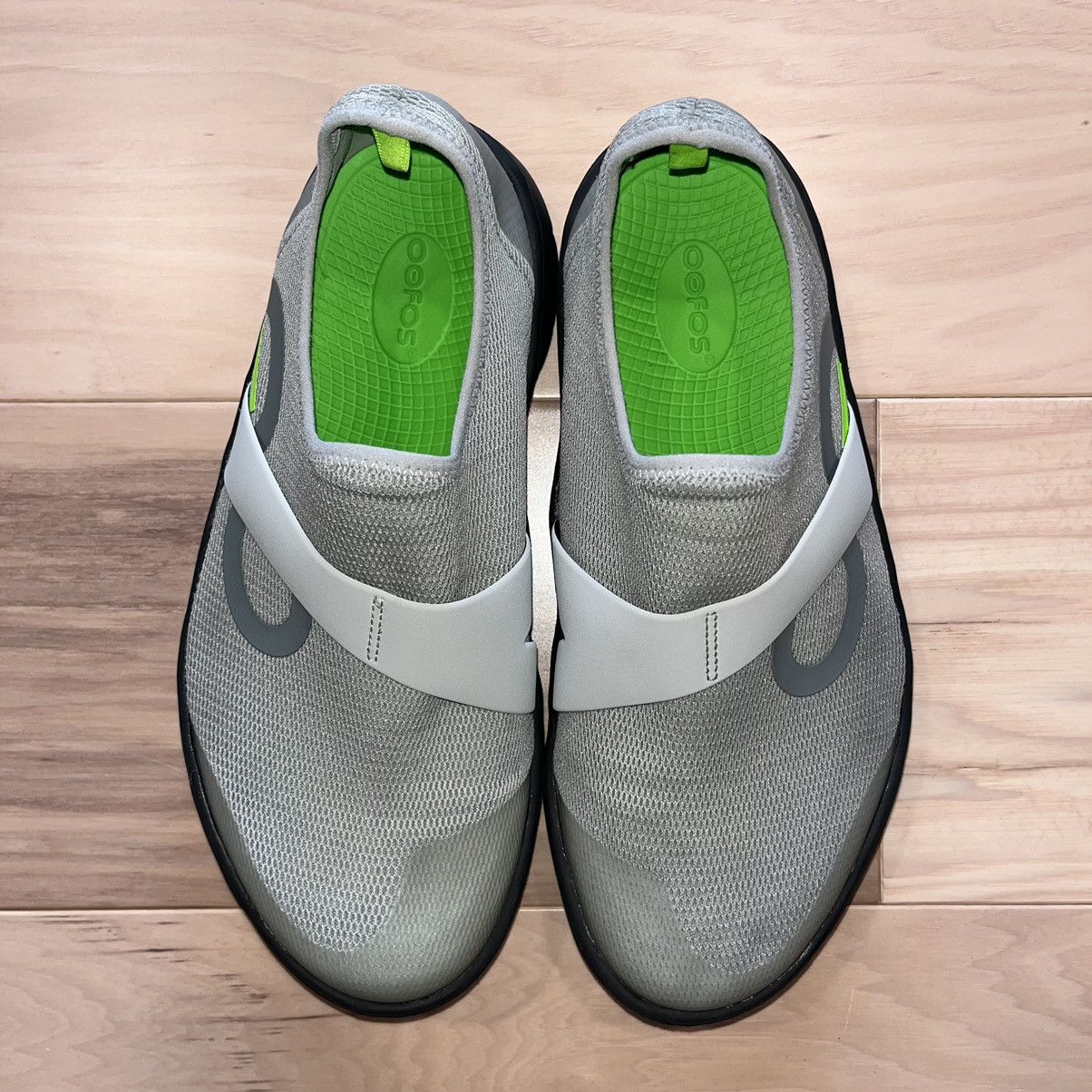 Other OOFOS OOmg Men’s Size 10 Gray Black Fibre Low Slip On Size US 10 / EU 43 - 4 Thumbnail