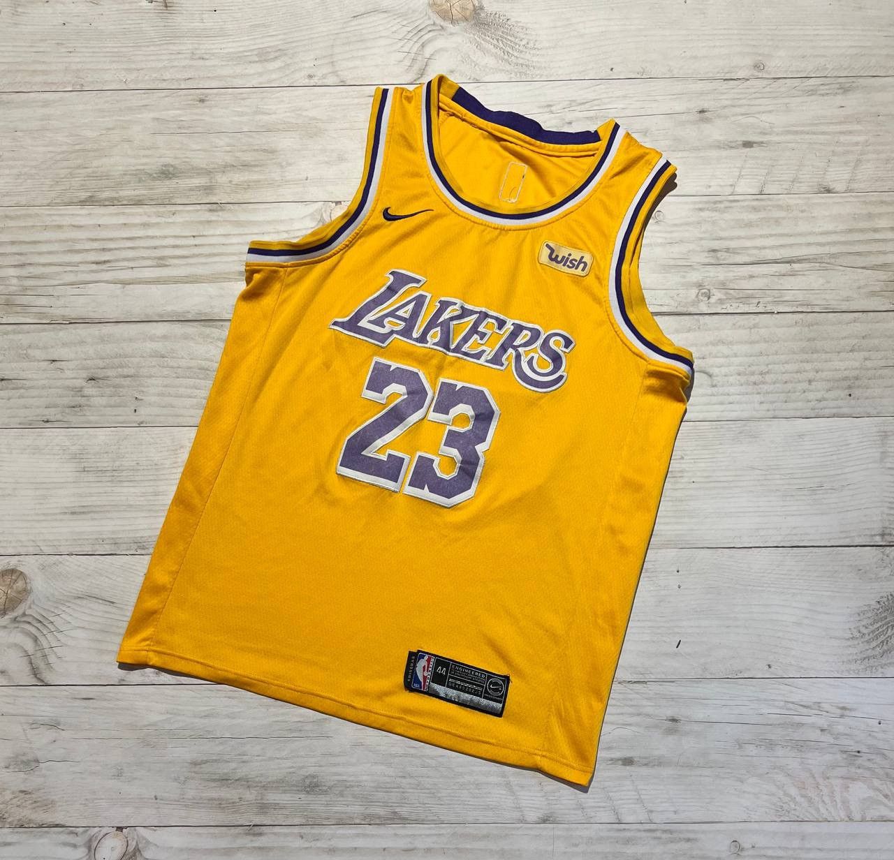 Nike Nike Los Angeles Lakers LeBron James #23 NBA Jersey Size US M / EU 48-50 / 2 - 5 Thumbnail