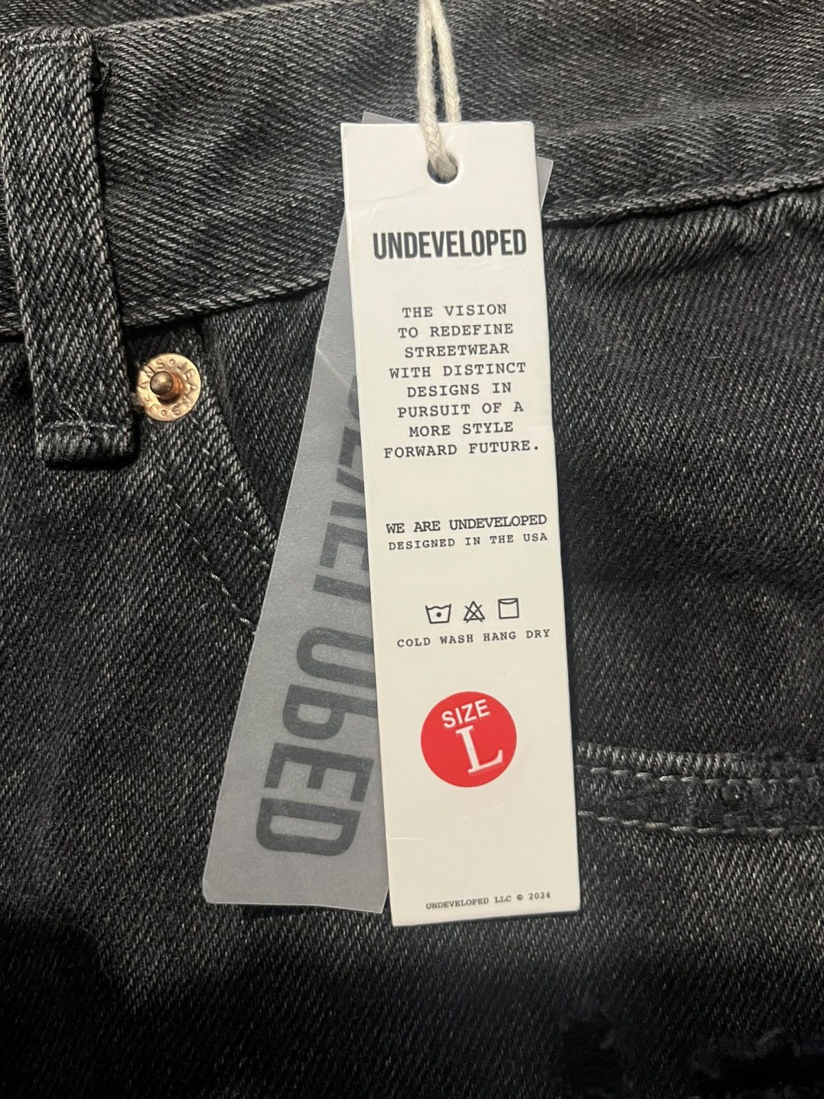 Other Noir cutoff denim shorts Size US 31 - 7 Thumbnail