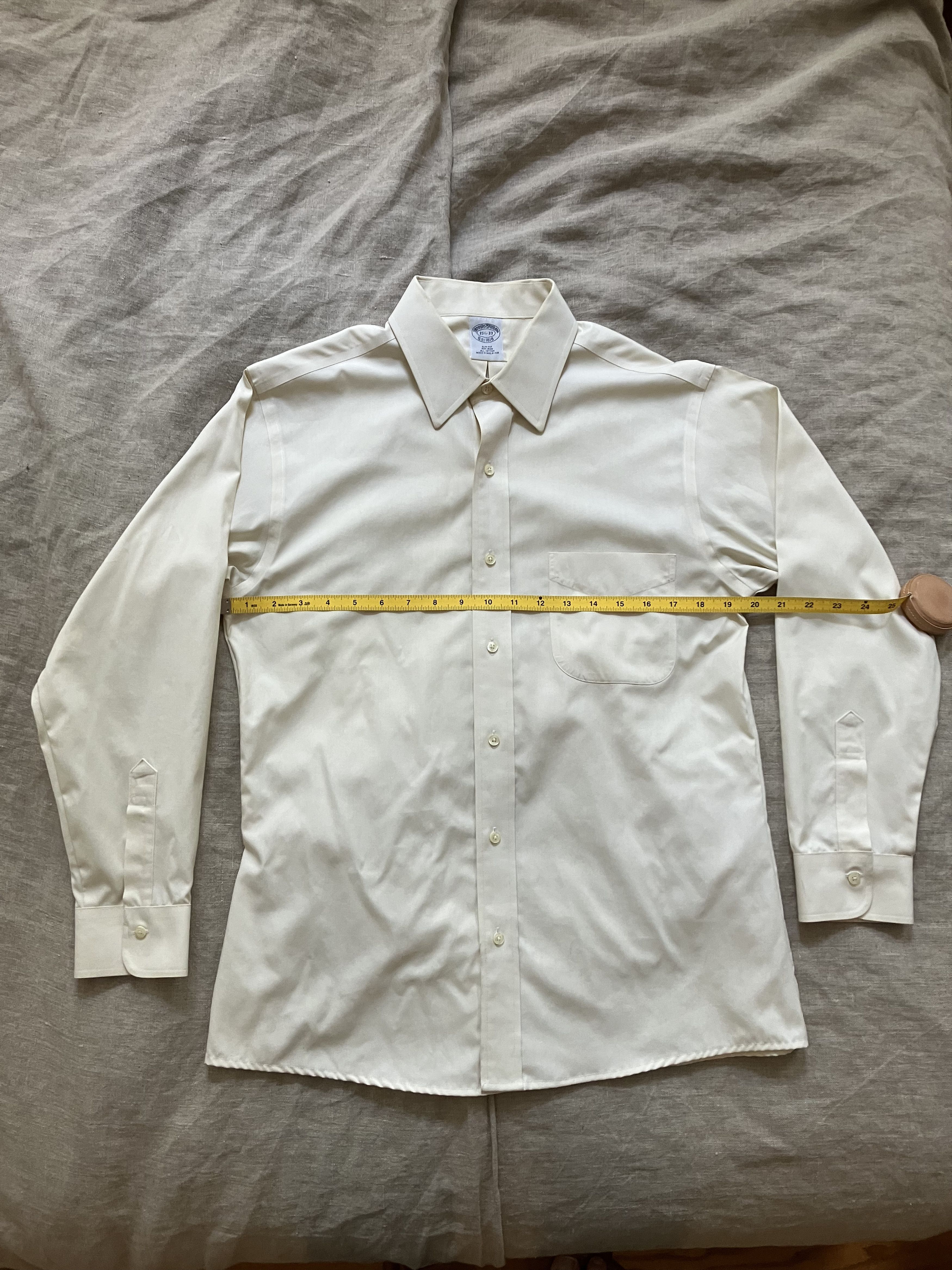 Brooks Brothers 15 1/2 - 33 Classic Collar Dress Shirt 