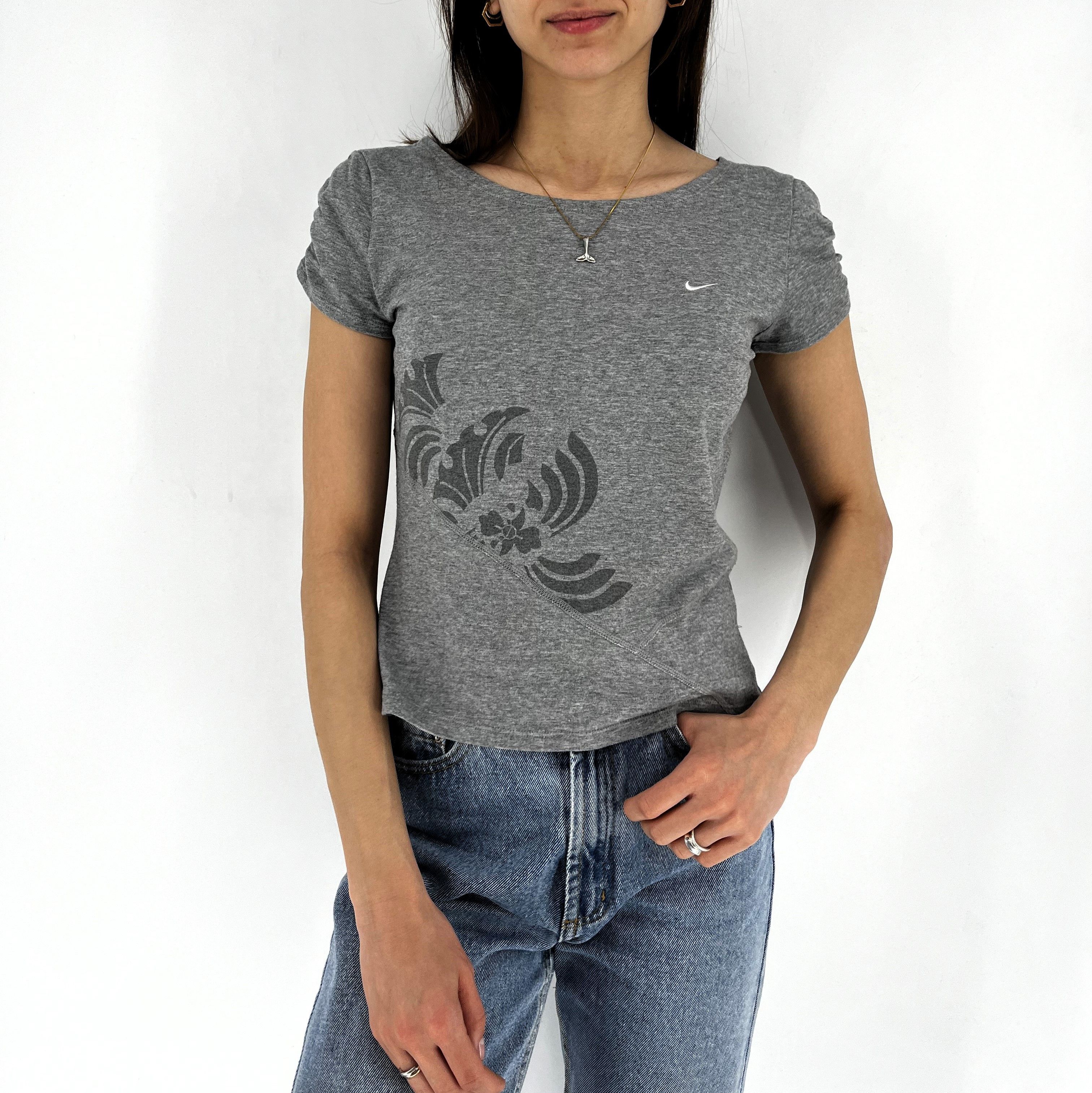 Nike Vintage 90s Nike Big Logo Faded T-shirt Streetwear Style Size M / US 6-8 / IT 42-44 - 2 Thumbnail