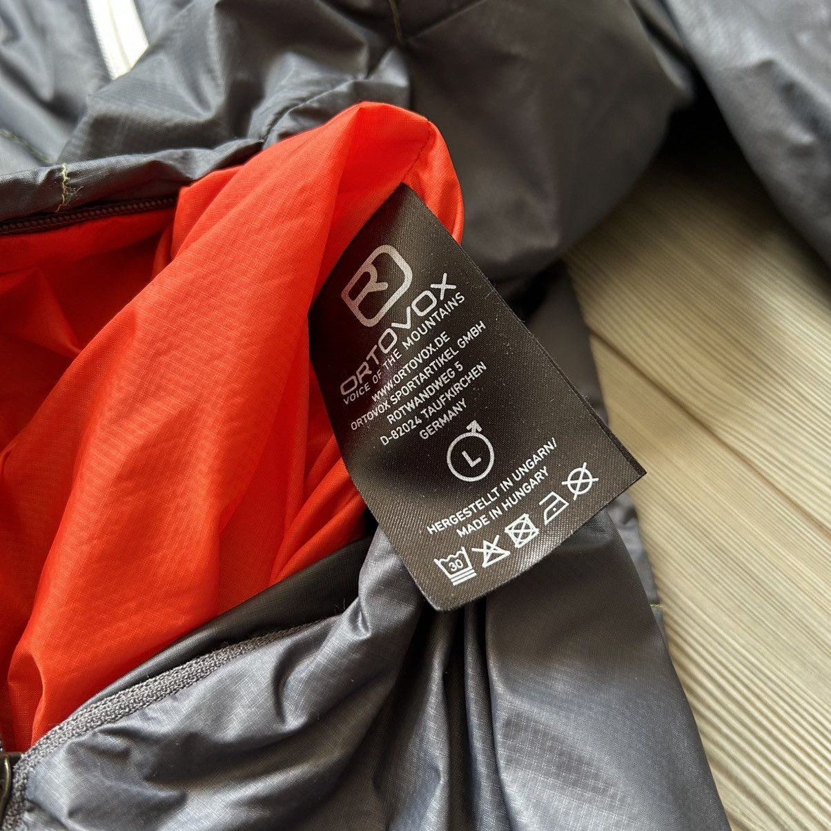 ORTOVOX Ortovox Swisswool Piz Bowal Reversible Jacket Size US L / EU 52-54 / 3 - 8 Thumbnail