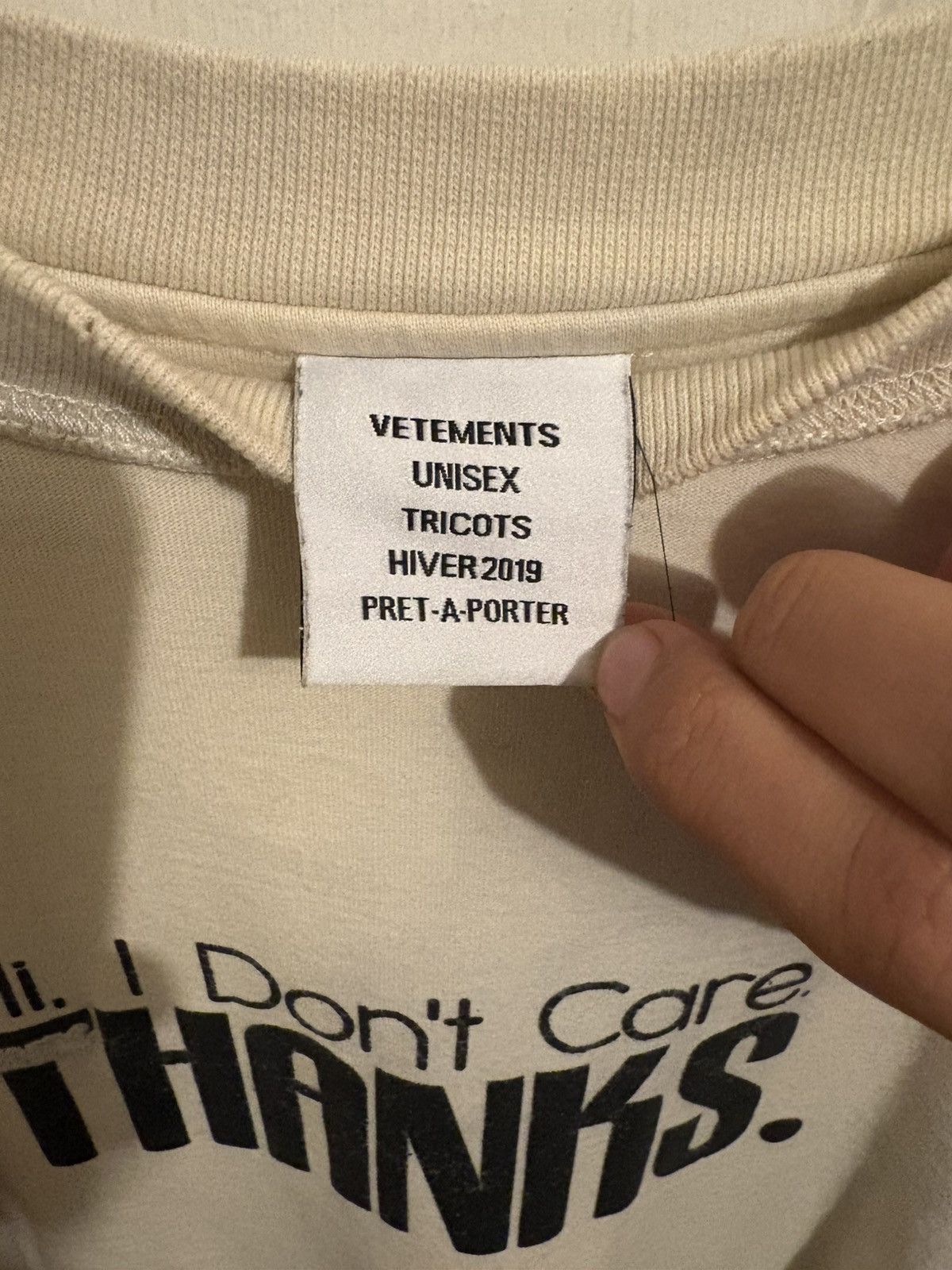 Vetements Vetements FW18 “Hi I Don’t Care. Thanks.” Sweater Size US S / EU 44-46 / 1 - 4 Thumbnail