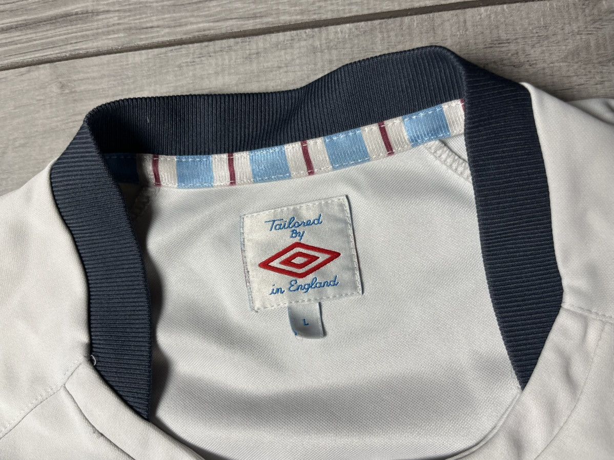 Umbro Manchester City F.C. Polo 2011/12 Size US L / EU 52-54 / 3 - 4 Thumbnail