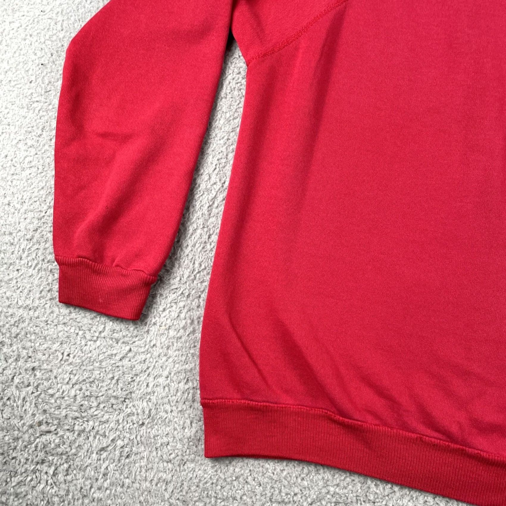 Hanes VINTAGE Hanes Sweatshirt Mens M Red 50/50 Pullover Activewear - 19" Across 23" Down Blank 50/50 Made In USA Size US M / EU 48-50 / 2 - 4 Thumbnail