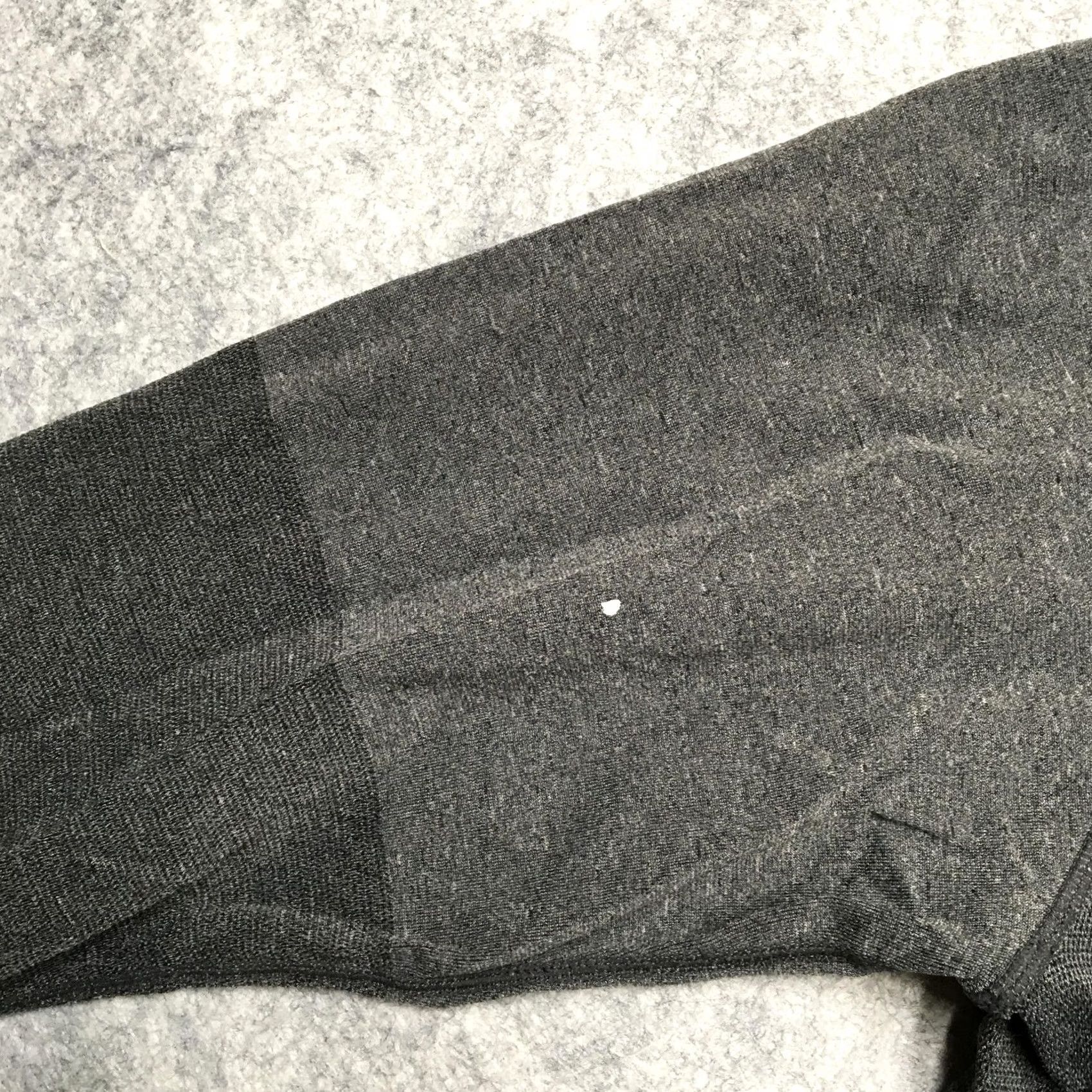 Vuori Vuori Shirt Mens L Gray Long Sleeve Athletic Pullover Defects Size US L / EU 52-54 / 3 - 5 Thumbnail