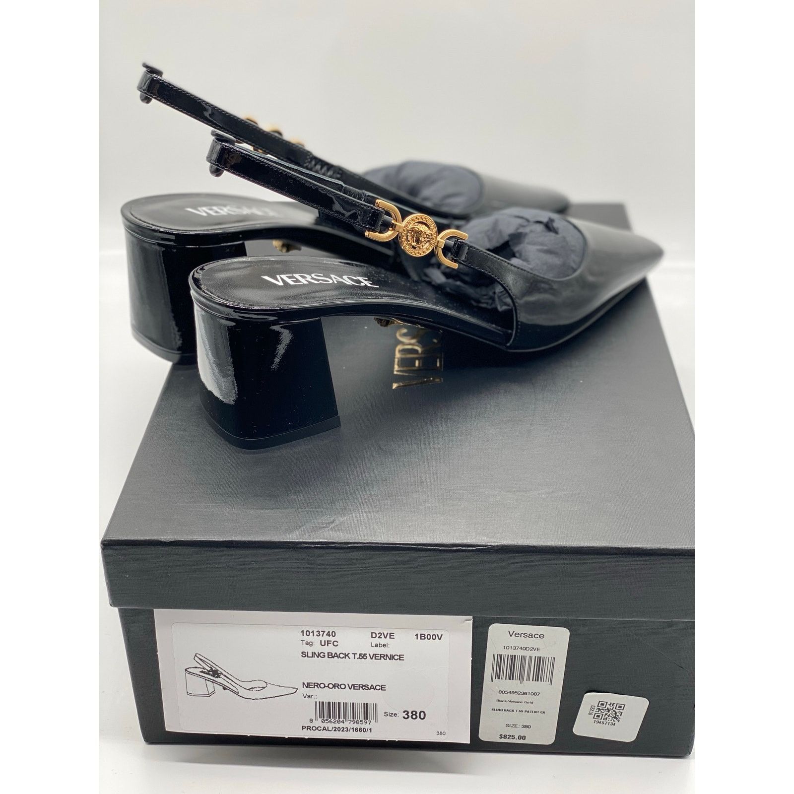 Versace Versace Medusa ’95 Low Block Slingback Pumps sz. 38 Size US 8 / IT 38 - 5 Thumbnail