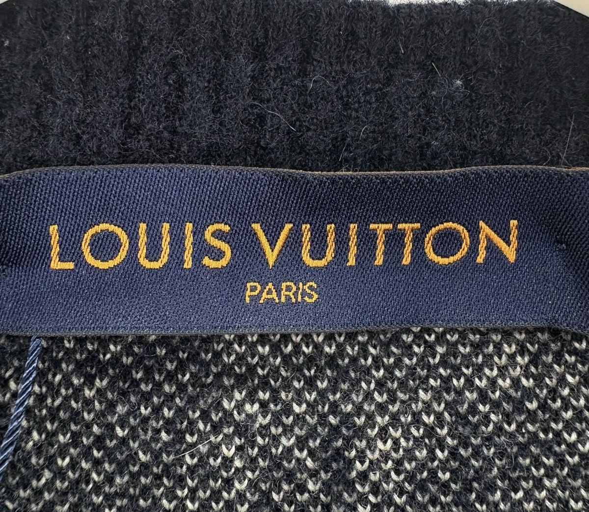 Louis Vuitton Louis Vuitton Distressed XL Crewneck Monogram knit Sweater Size US XL / EU 56 / 4 - 6 Thumbnail