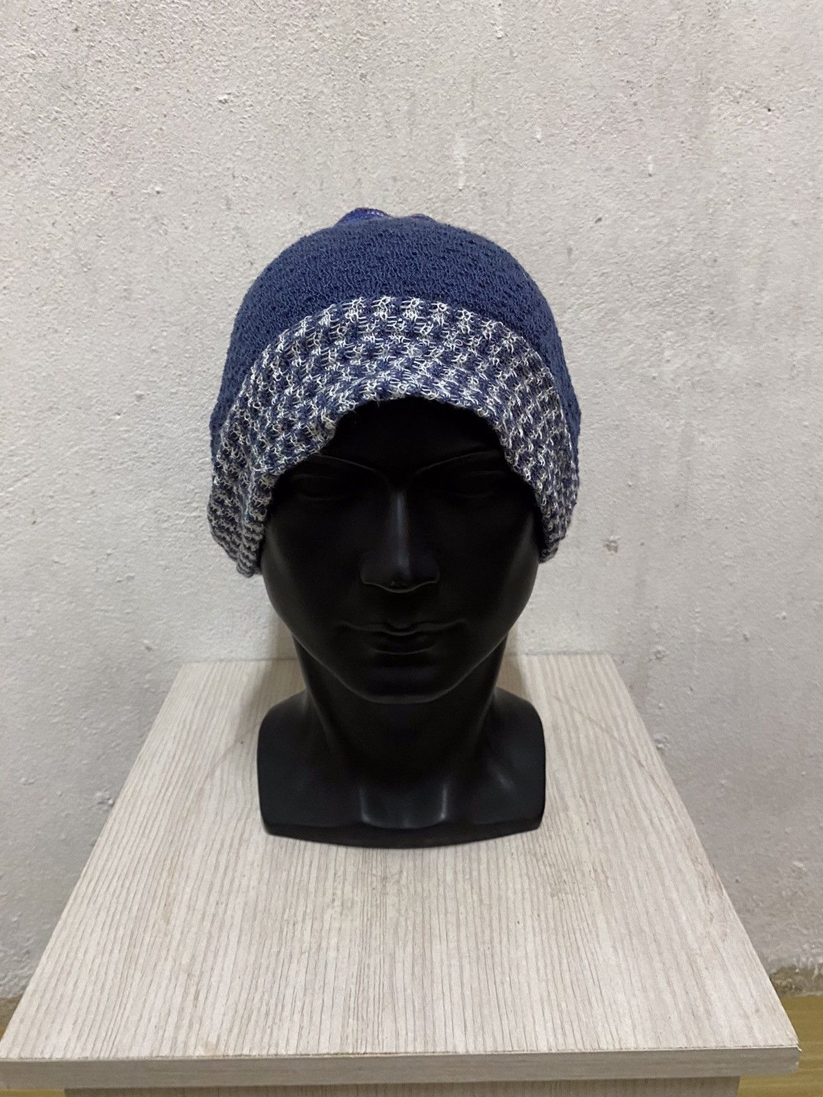 Japanese Brand Japanese Brand Plain Beanie Hat Size ONE SIZE - 2 Thumbnail