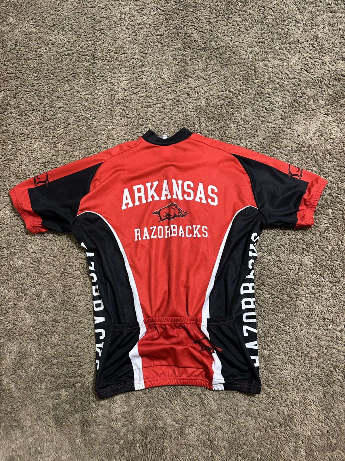 NCAA Vintage NCAA Arkansas Razorbacks Cycling 00s size 2XL Size US XXL / EU 58 / 5 - 8 Thumbnail