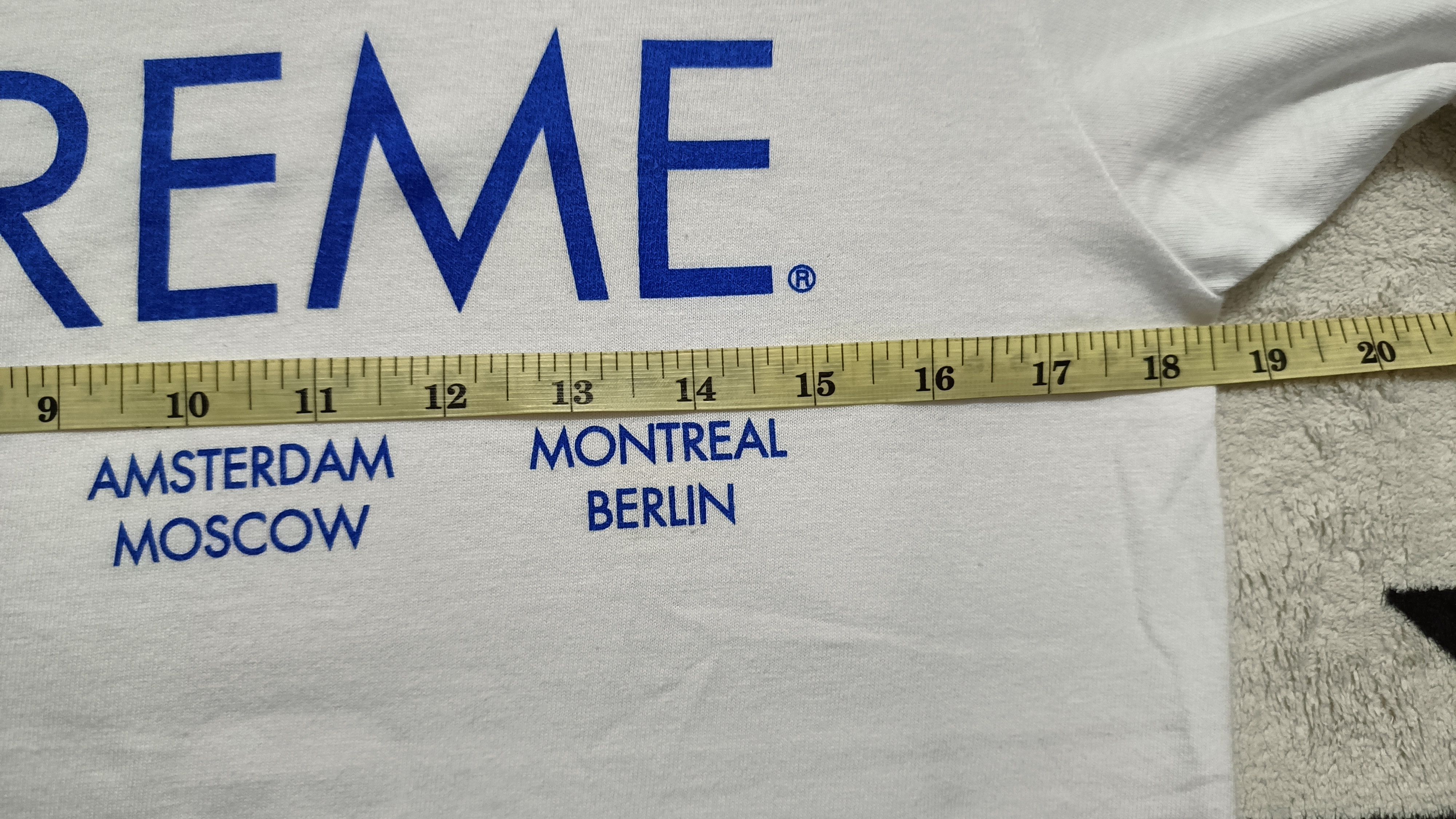 Supreme 🔥🔥Rare SS15 Supreme World Famous White Tee Size US S / EU 44-46 / 1 - 6 Thumbnail