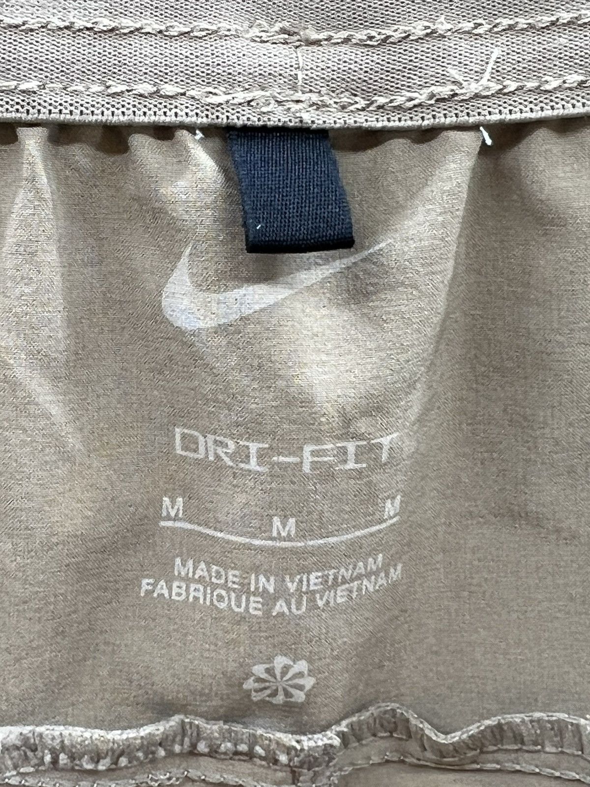 Nike Nike Unlimited Unlined Versatile 5" Khaki Shorts DV9336 247 Size US 34 / EU 50 - 3 Thumbnail