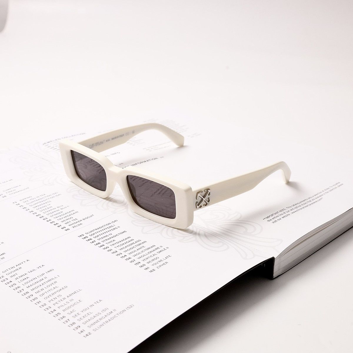 Off-White OFF WHITE ARTHUR SS24 SUNGLASSES Size ONE SIZE - 1 Thumbnail