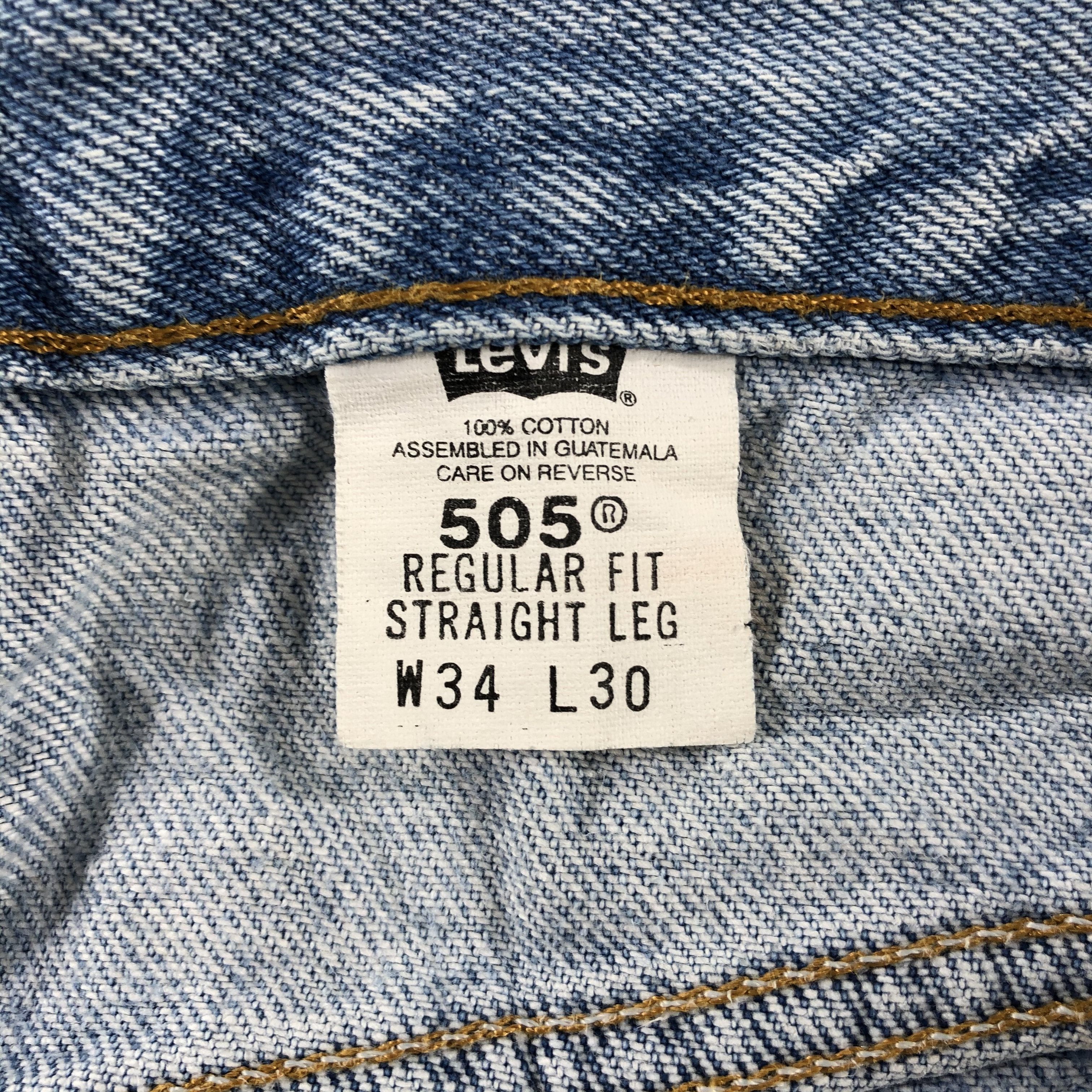 Levi's Vintage 90s Light Wash Levis 505 Jeans-J2606 Size US 32 / EU 48 - 14 Thumbnail
