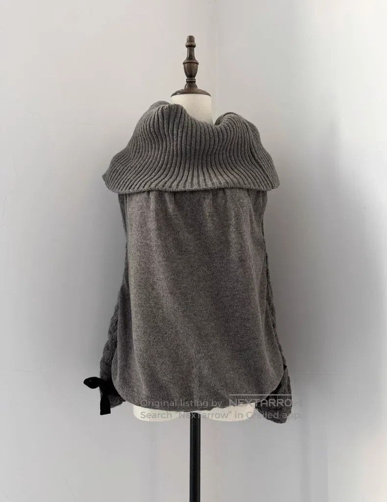 Comme des Garcons Comme des Garcons Sleeveless Knit Top Size M / US 6-8 / IT 42-44 - 2 Thumbnail