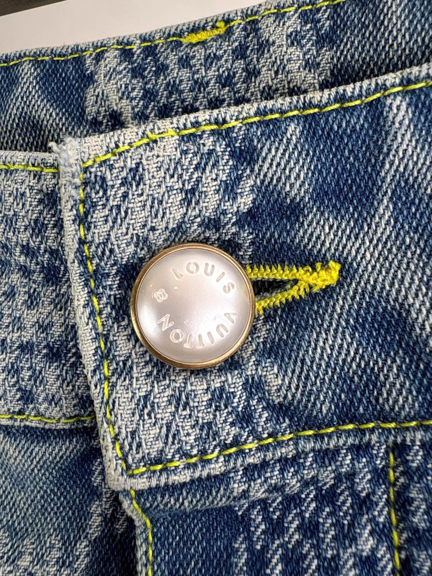 Louis Vuitton Louis Vuitton Leather Patch Checkerboard Logo Jeans K1 Size US 36 / EU 52 - 3 Thumbnail