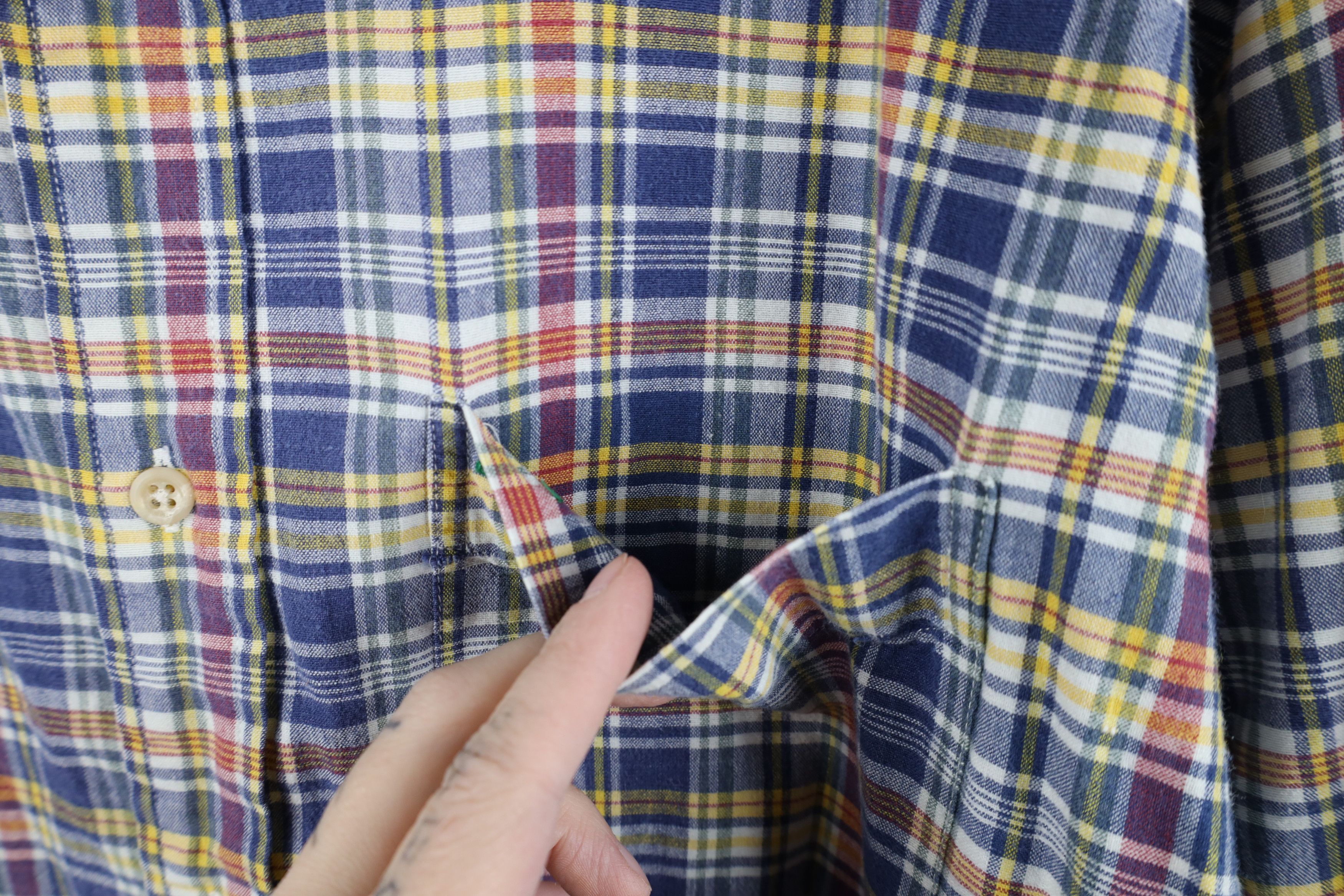 Tommy Hilfiger Vintage 90s Tommy Hilfiger Plaid Collared Button Down Shirt Size US M / EU 48-50 / 2 - 5 Thumbnail