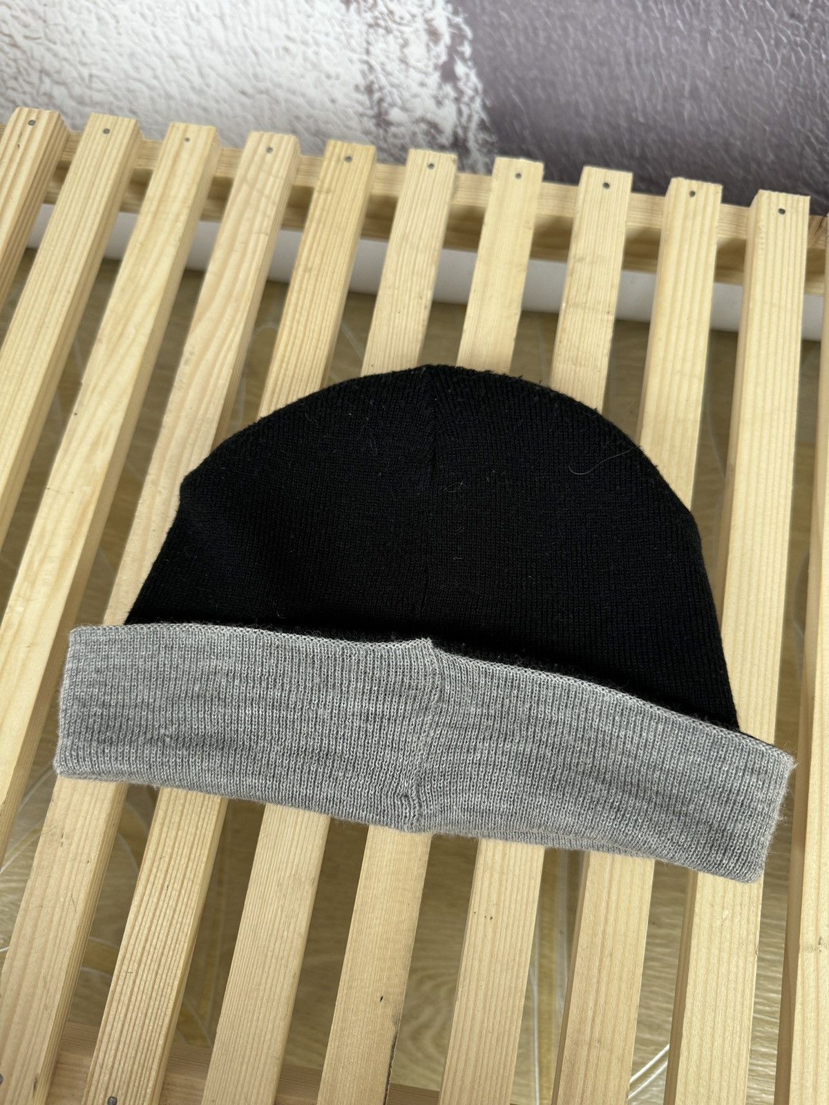 Nike Nike Vintage y2k reversible black/grey beanie hat swoosh Size ONE SIZE - 6 Thumbnail