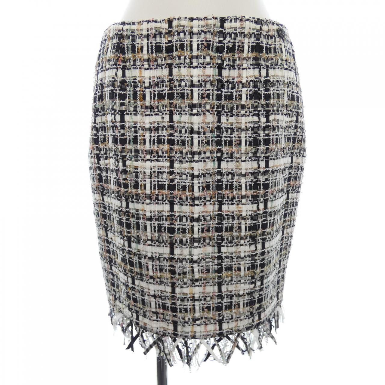 Chanel Chanel Chanel Skirt Skirt Others Skirts P71841V63533 22C DUTY FREE for USA Size ONE SIZE - 1 Thumbnail