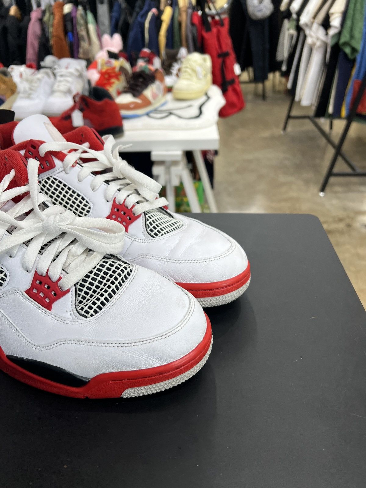 Jordan Brand Air Jordan 4 Fire Red Sz. 12 (2020) Size US 12 / EU 45 - 7 Thumbnail