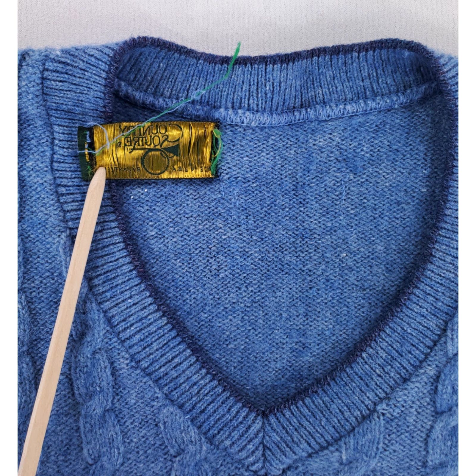 Jantzen VINTAGE Jantzen Sweater Cable-Knit V-Neck Wool Blend Blue Mens L 80s Country Squire Pullover Size US L / EU 52-54 / 3 - 3 Thumbnail