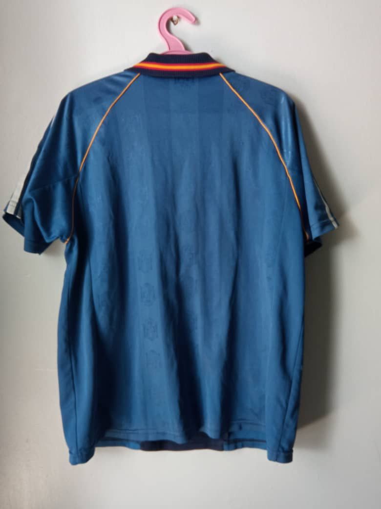 Adidas Vintage 1999 Adidas Spain jersey Y2K blokecore football Size US M / EU 48-50 / 2 - 2 Thumbnail