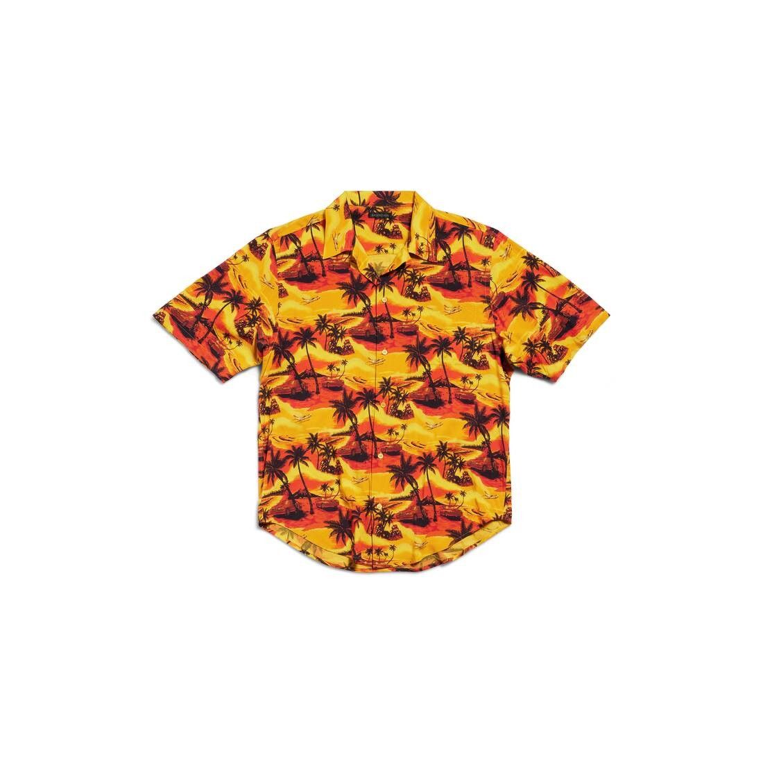 Balenciaga o1la1rc1a0925 Hawaiian Car Minimal Short Sleeve Shirt Size US S / EU 44-46 / 1 - 1 Thumbnail