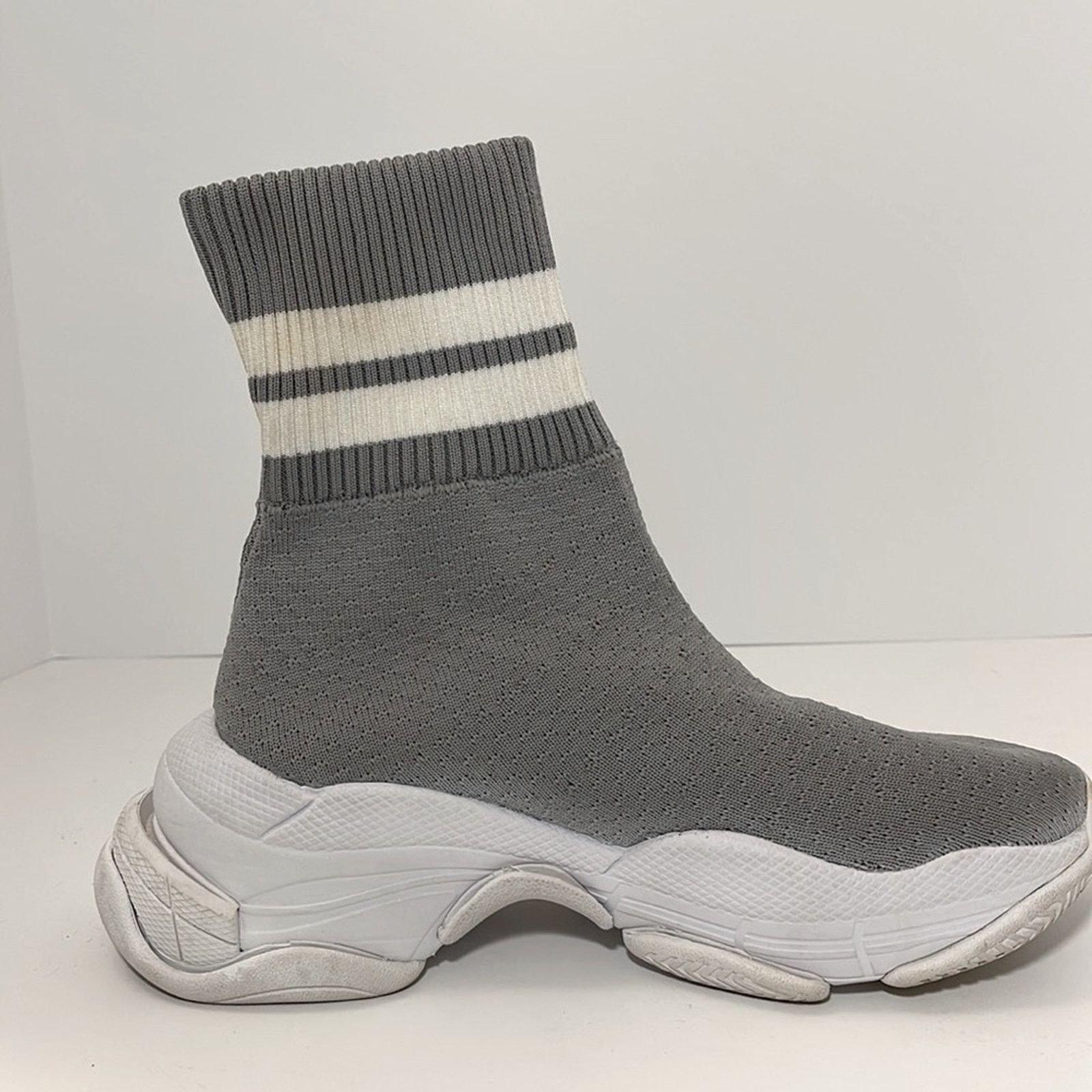 Jeffrey Campbell Jeffrey Campbell Tekno High Top Knit Sneaker Sz. 7 Worn Once Size US 7 / IT 37 - 3 Thumbnail