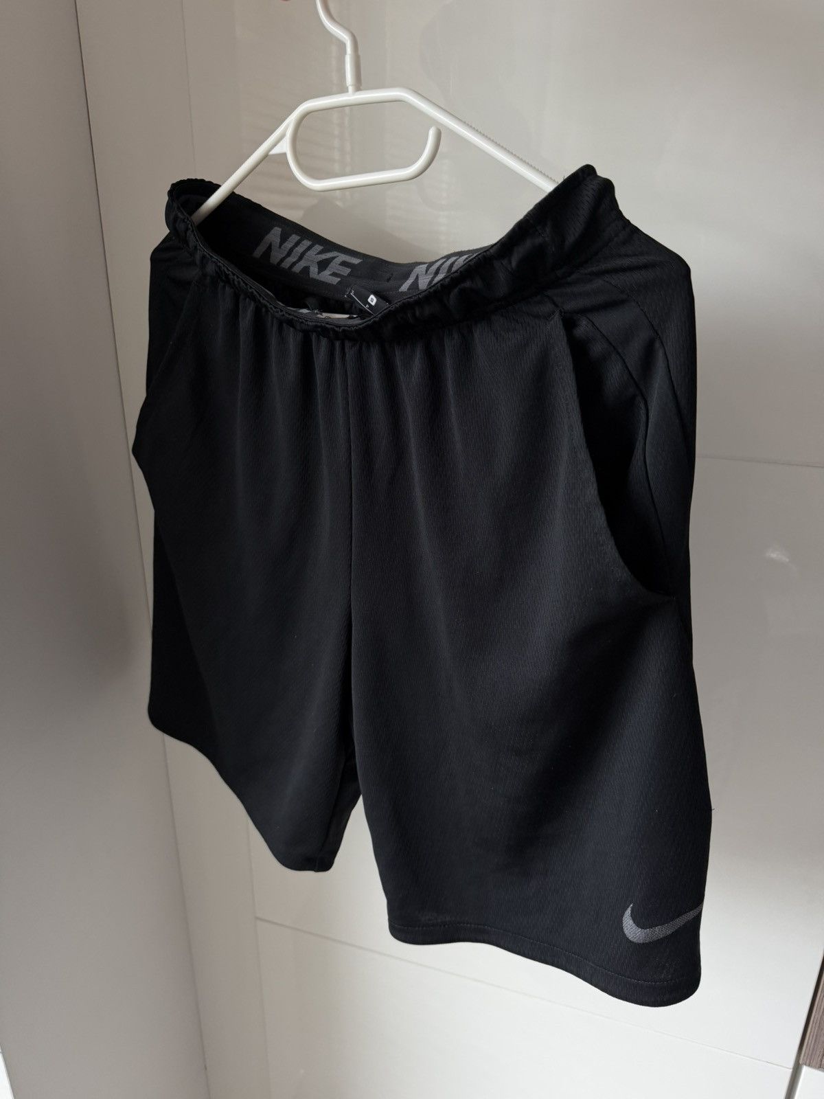 Nike Nike Running Division Reflective Swoosh Dri-Fit ADV 4 Shorts Size US 32 / EU 48 - 8 Thumbnail