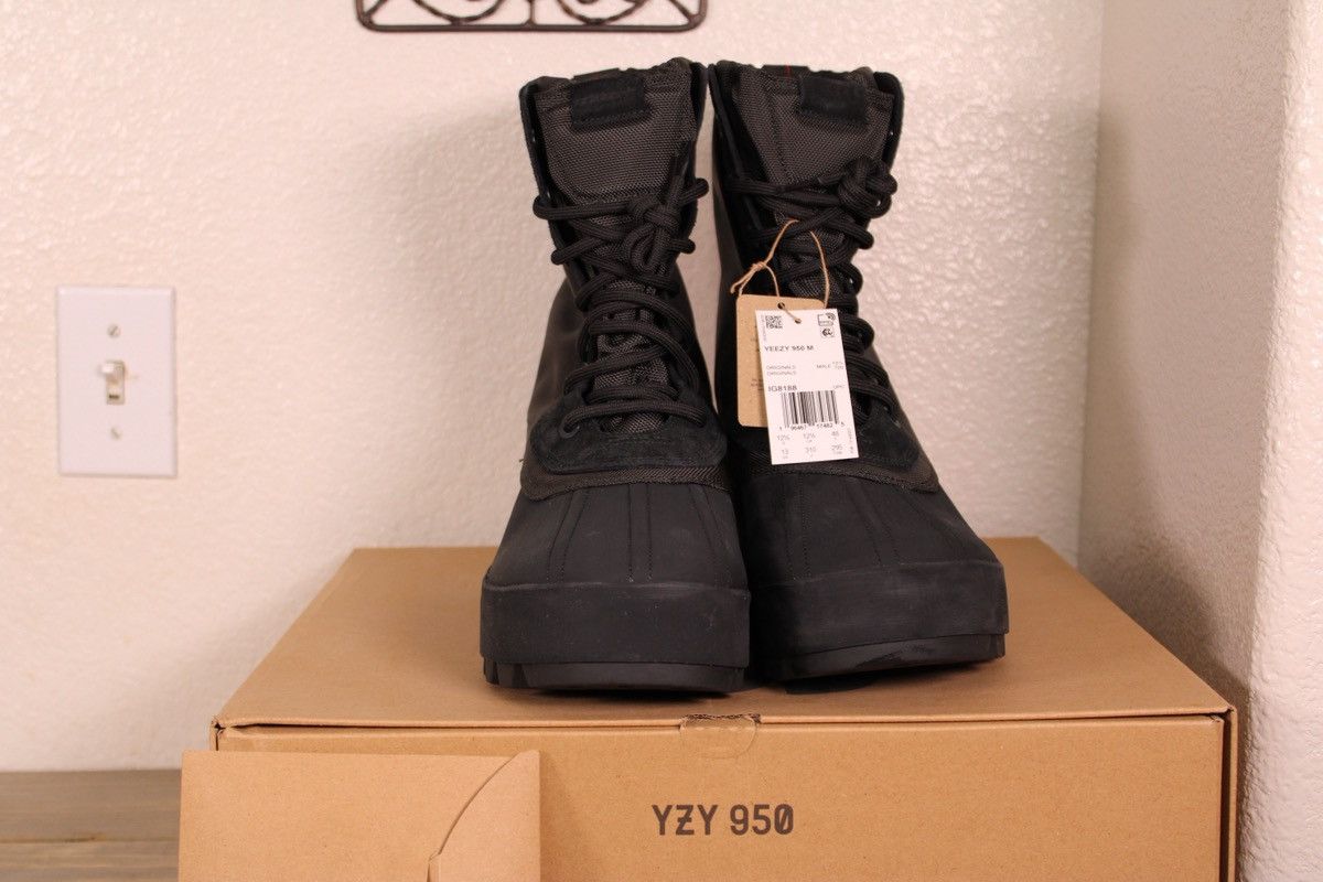 Yeezy 950 size 13
