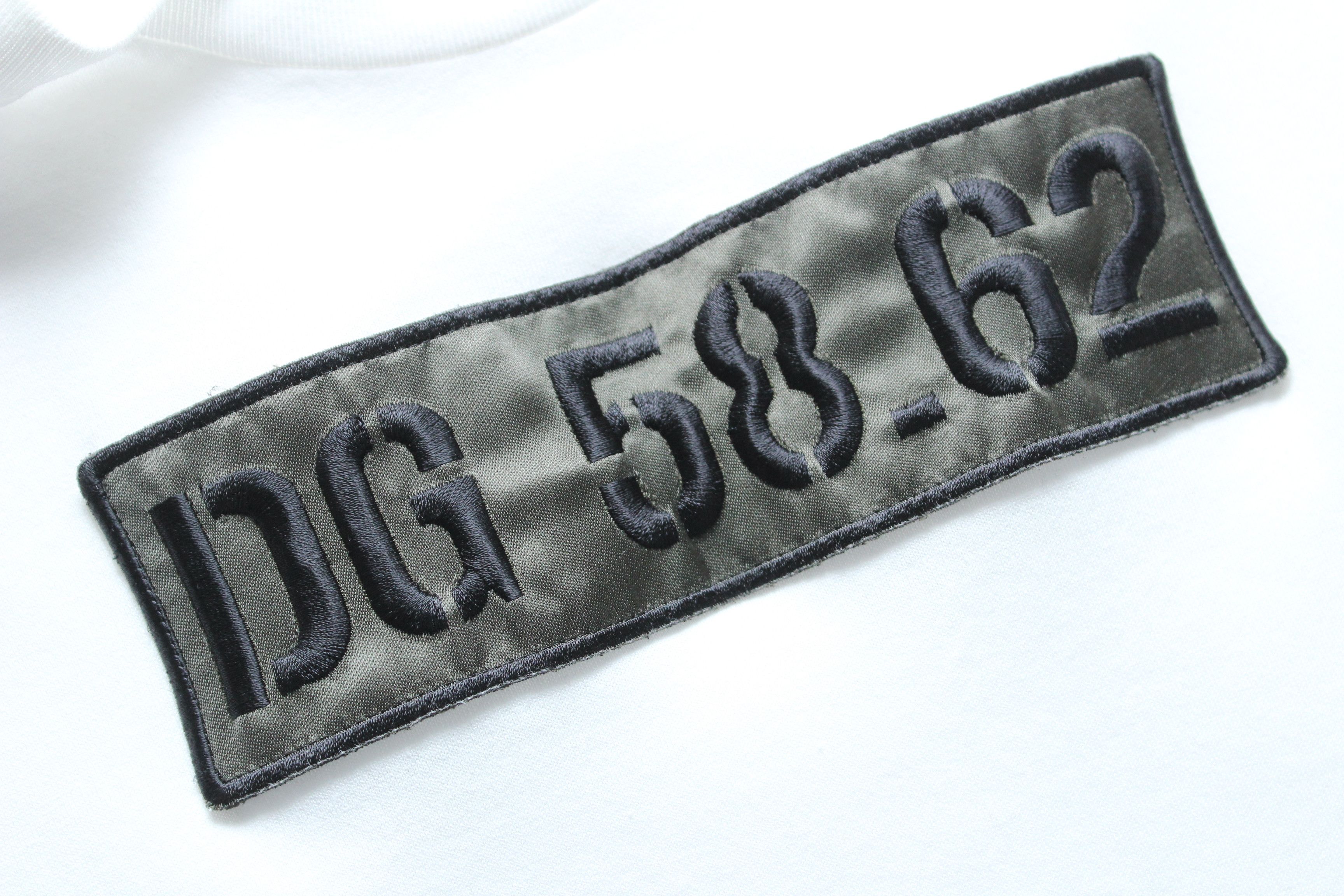 Dolce & Gabbana Dolce & Gabbana White DG 58.62 Patch T-Shirt Size US S / EU 44-46 / 1 - 7 Thumbnail