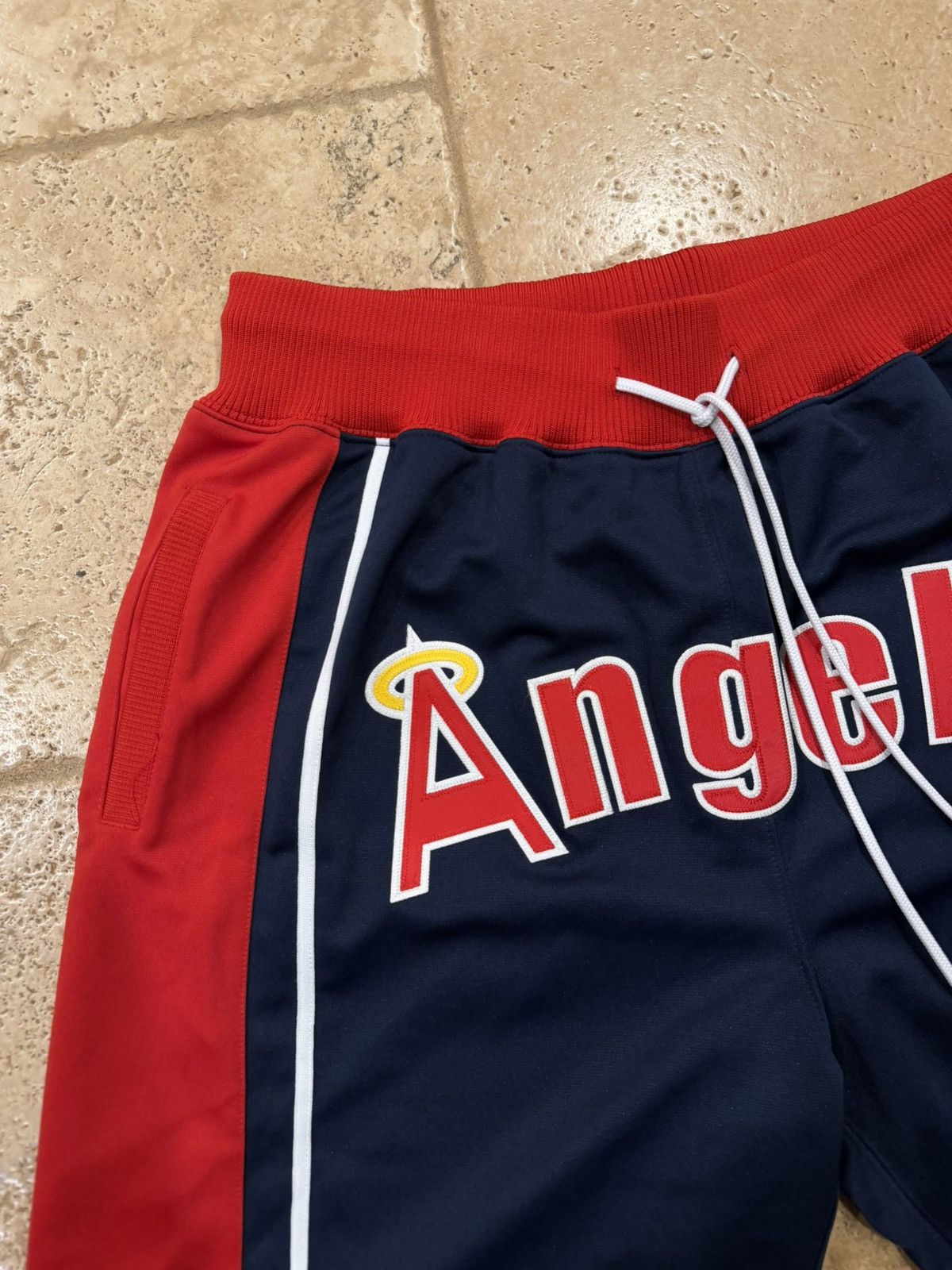 Just Don × Mitchell & Ness Just Don x Mitchell & Ness MLB Los Angeles Angels Shorts Size US 34 / EU 50 - 3 Thumbnail