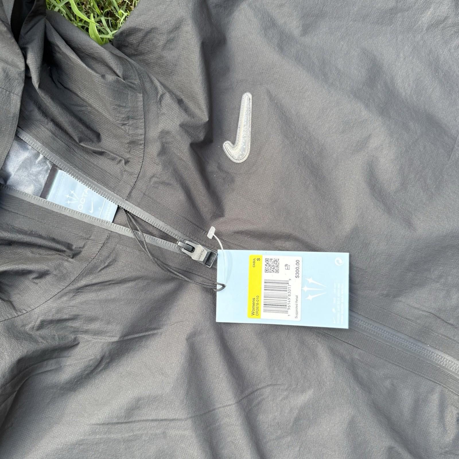Nike Nike x NOCTA Drake Rain Jacket Swarovski Black Women Sz S Size S / US 4 / IT 40 - 2 Thumbnail