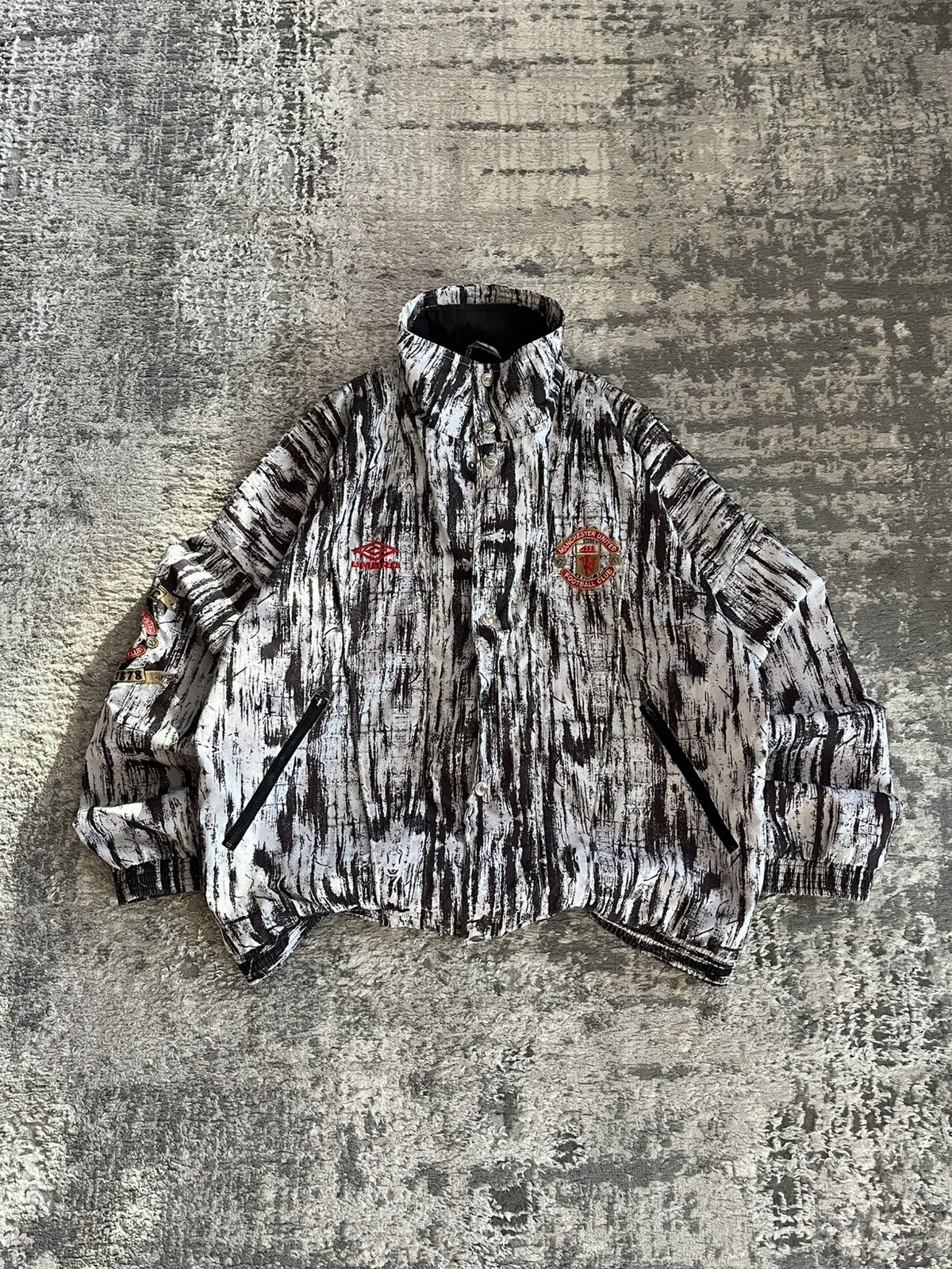 Umbro Vintage Umbro Manchester United 1992/93 Jacket Size US L / EU 52-54 / 3 - 4 Thumbnail